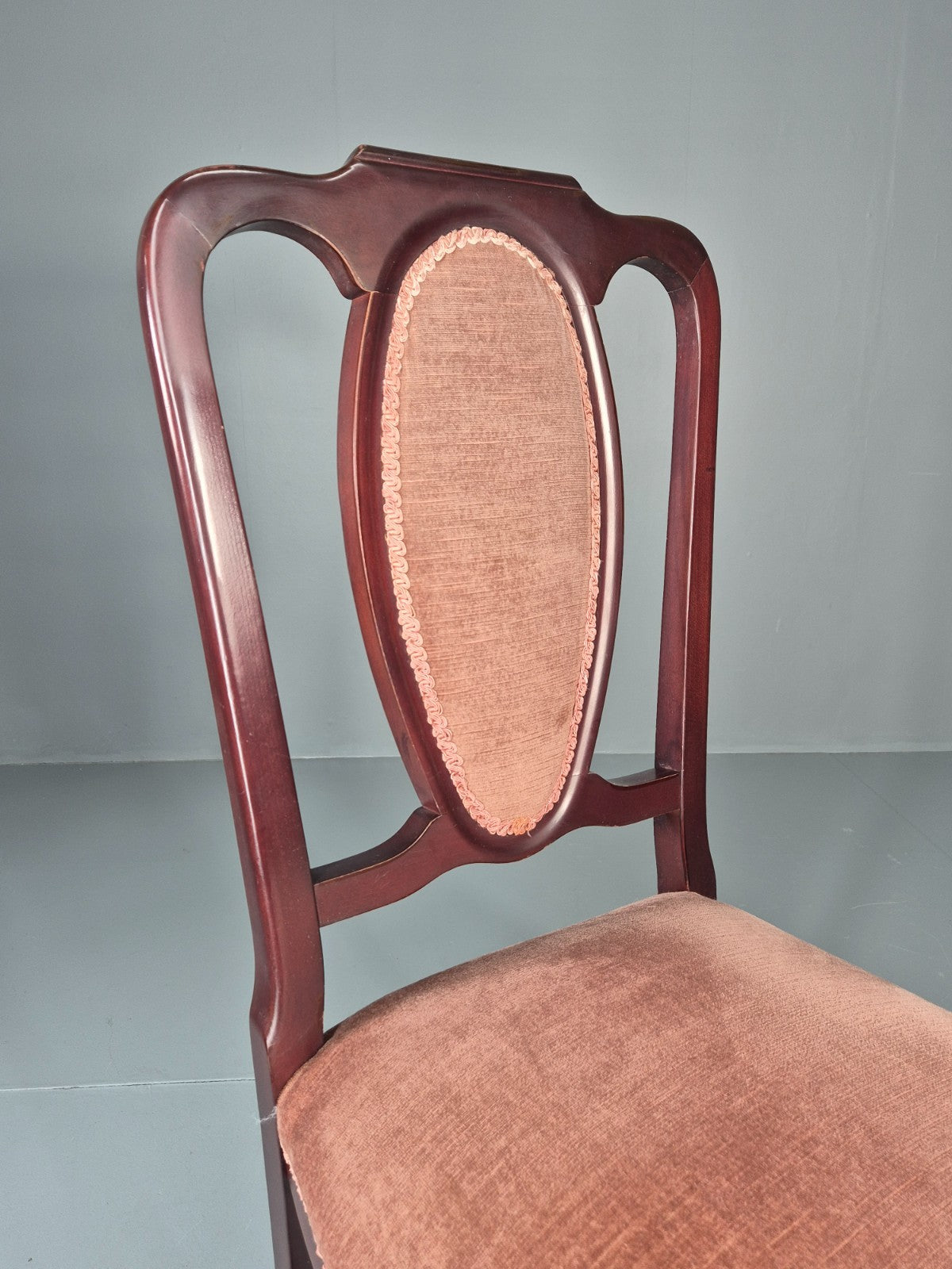 4 1970s Dining Chairs Pink Velour Stylised Regency Style Retro EB11962 VDIN10