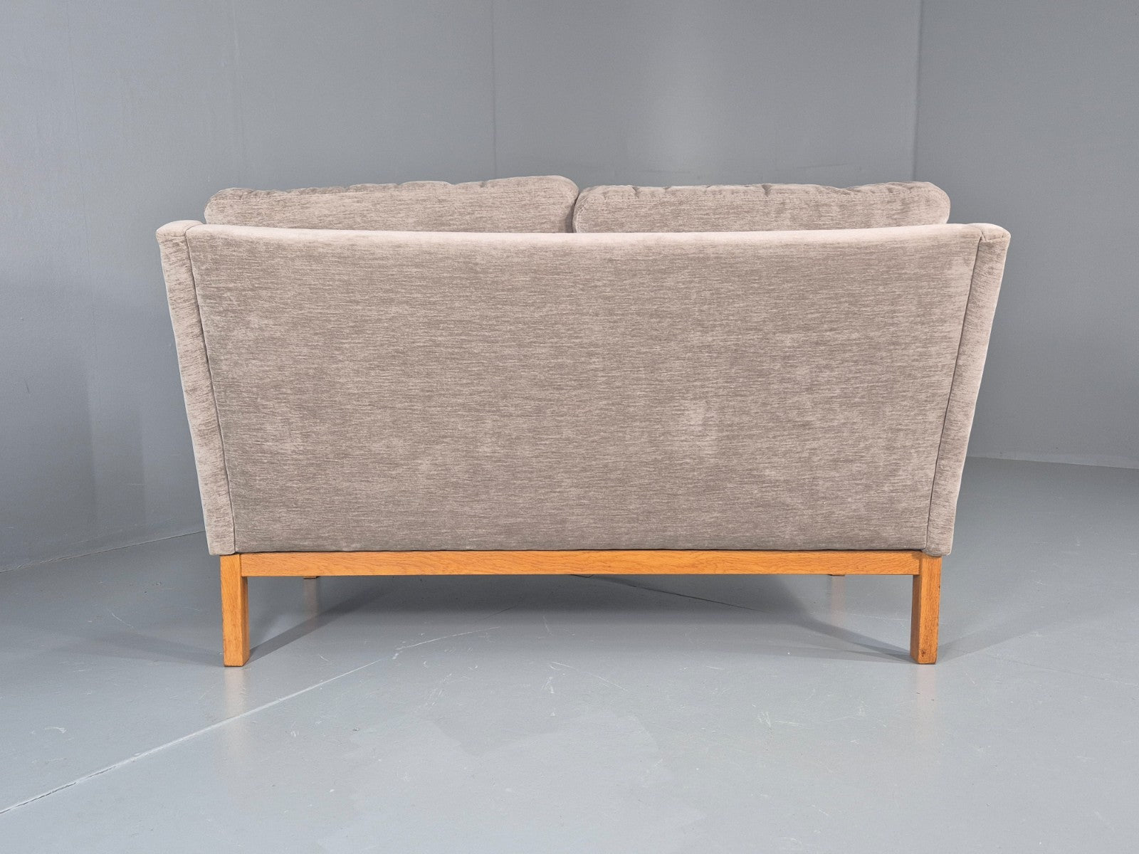 Vintage Mid Century 2 Seat Sofa New upholstery Oak base 1970s Retro EB11822 M2SS15