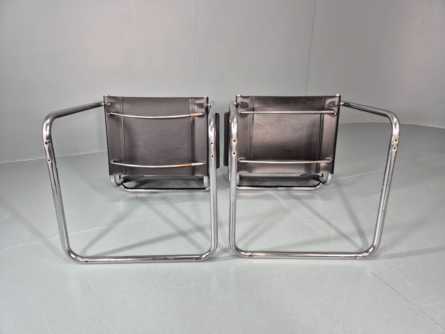 2 Leather and Chrome Elbow Chair Bauhaus Style Vintage 1980s Retro EB11214 MNOR13