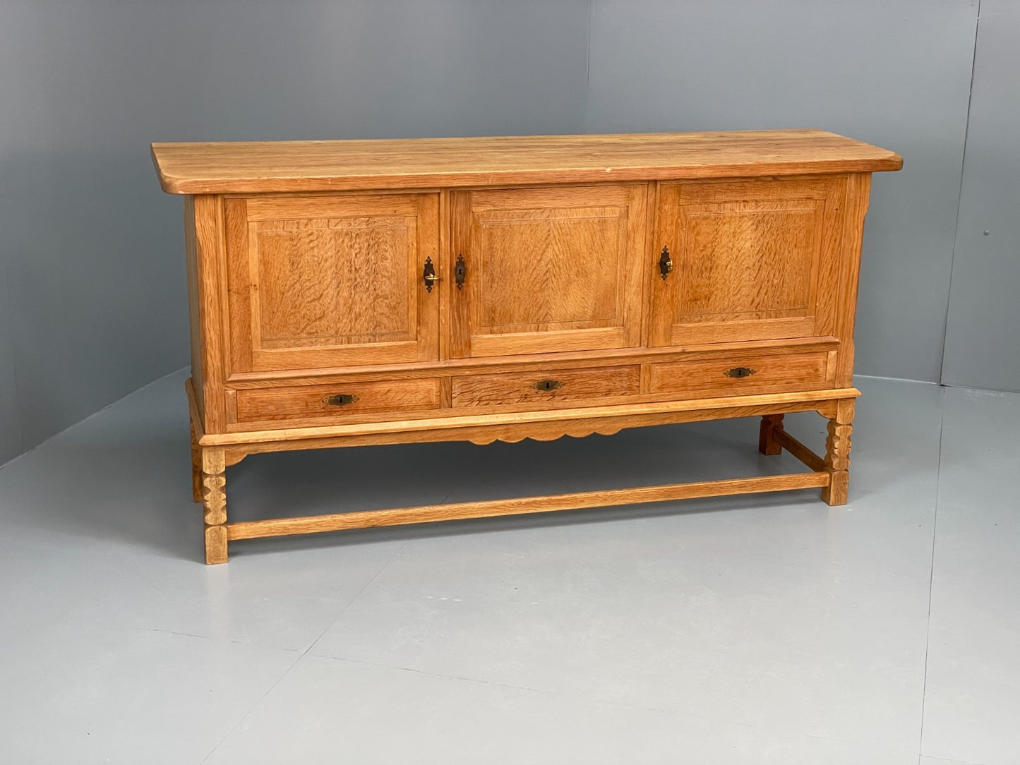 Vintage Solid Oak Sideboard - Henning Kjaernulf Style Danish 1970s EB10826 MWOO0