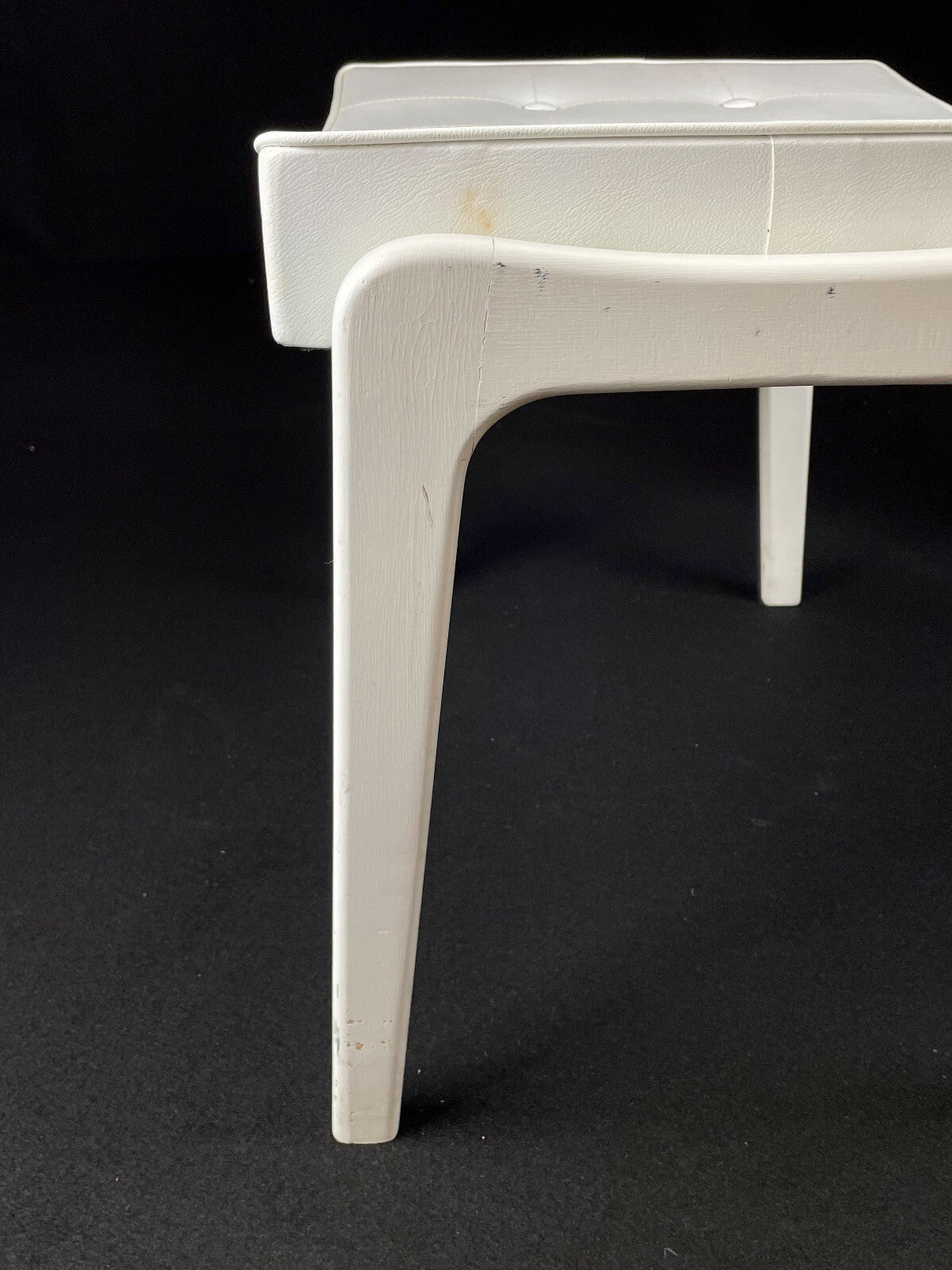 British White Vinyl Footstool with White Frame Mid-Century Modern EB4111 MFOO6