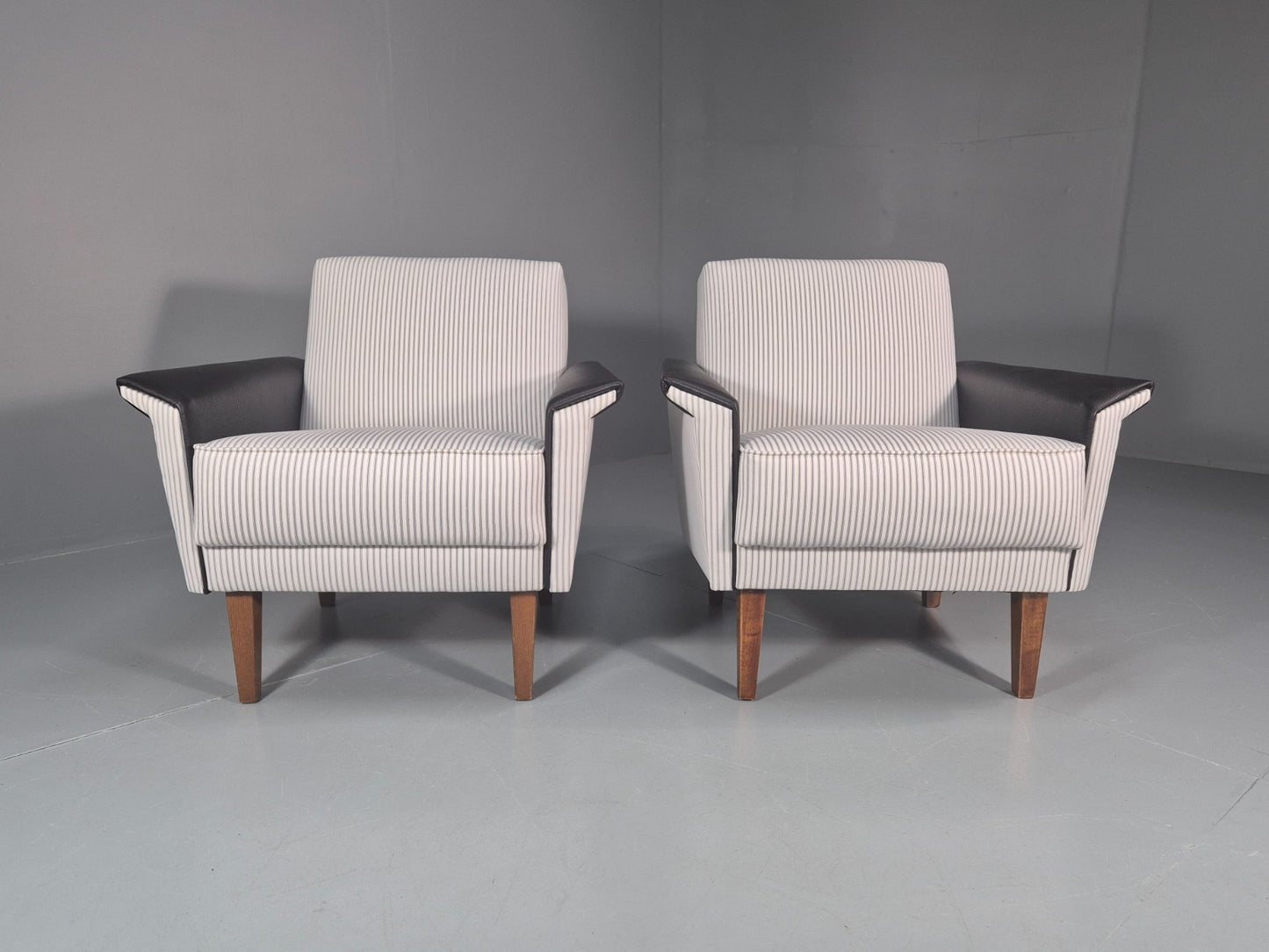 2 Mid Century Lounge Chairs Vintage Danish 1950s New Upholstery  EB10982 MNOR2