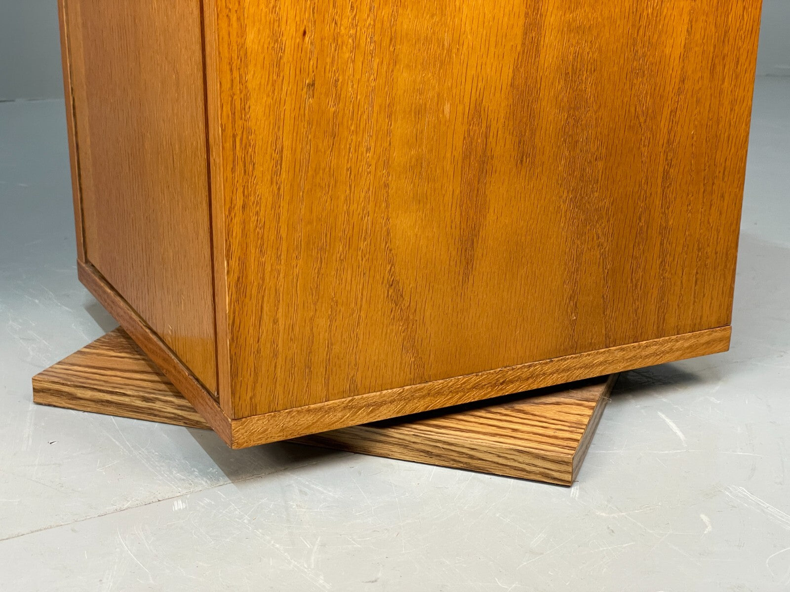 Pair Of Vintage Oak And Melamine Rotating Bedside Units EB8671 MWOO - UKDK FURNITURE