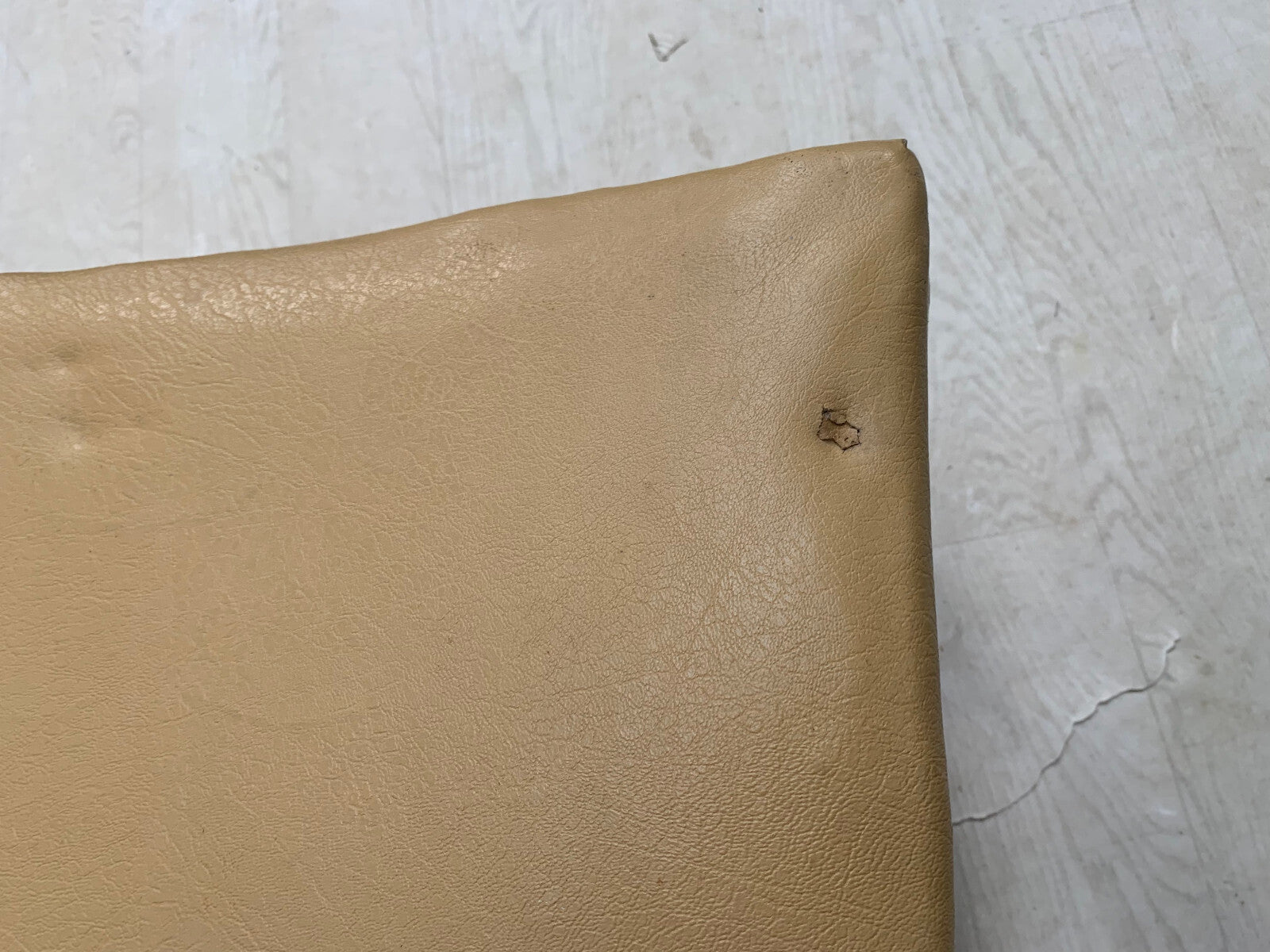 Danish Carved Dining Chair Studded Oak  with Tan Vinyl Vintage EB2915 VDIN9