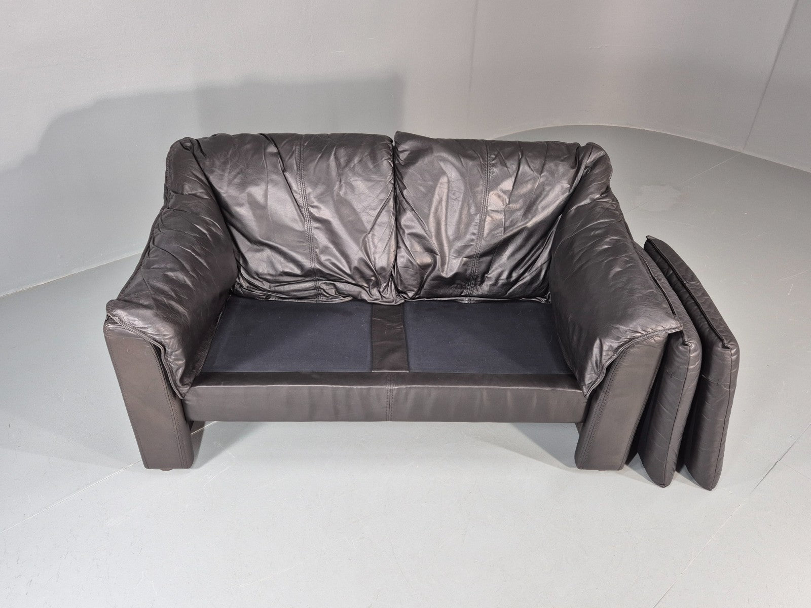 Vintage Thams Two Seater Sofa Black Leather 1980s Retro  EB11254 M2SS4