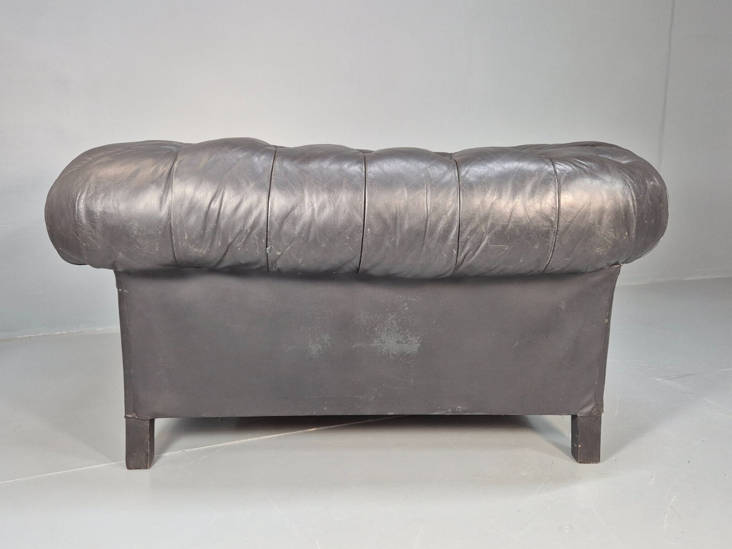 Vintage Black Leather Chesterfield Chair EB9471 VLEA - UKDK FURNITURE