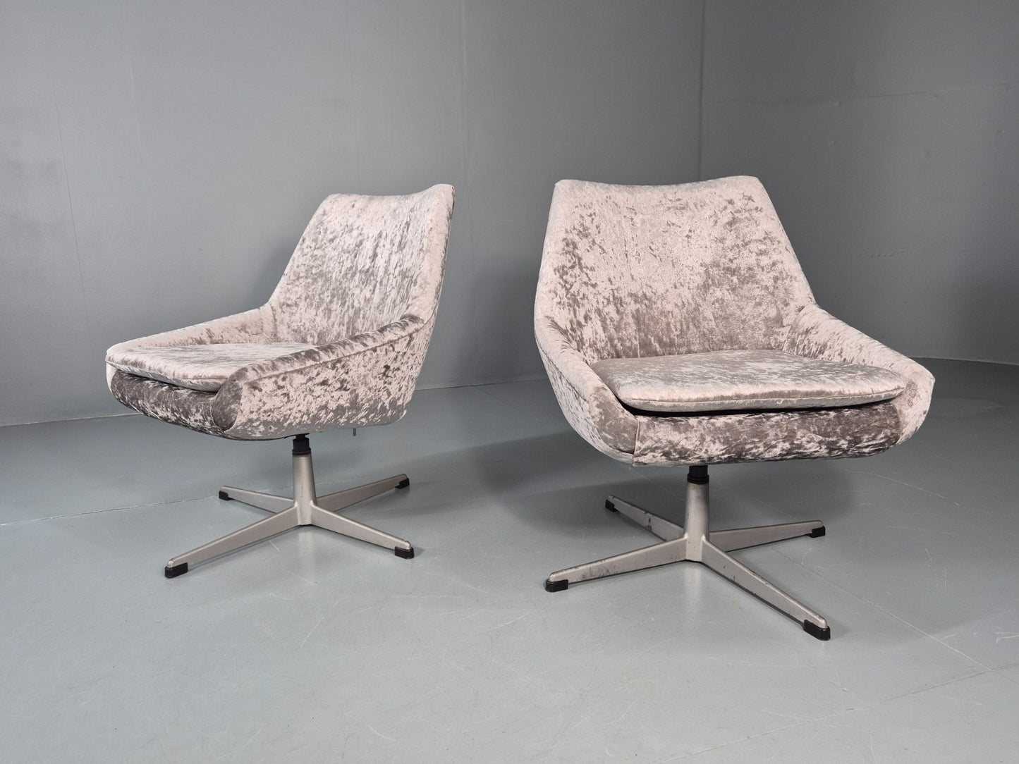 2 Swedish Swivel Chairs 1960s Retro Silver Blue Velvet Upholstery  EB10723 MNOR1
