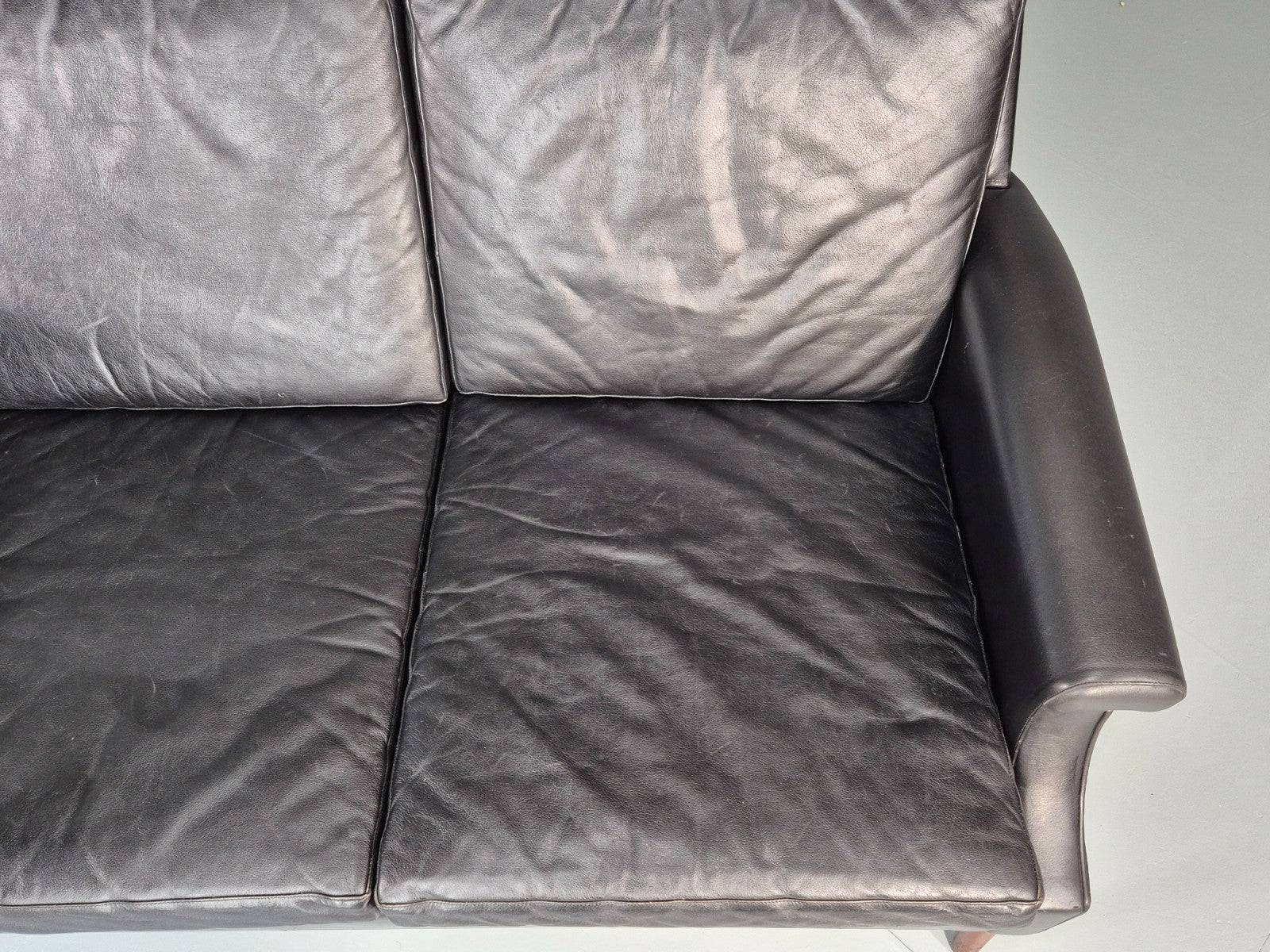 Vintage 1960s Two Seater Leather Sofa Retro Mid Century Danish EB11379 M2SS8