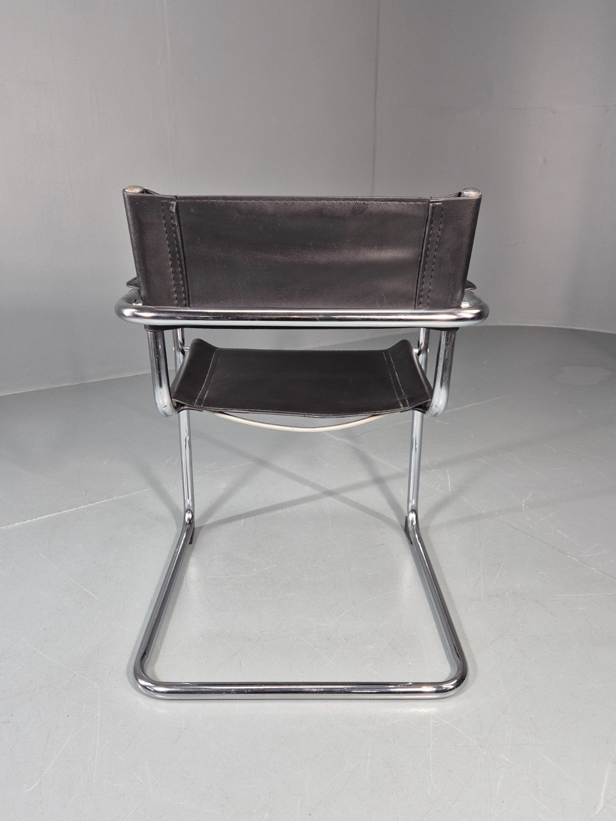 Vintage Leather and Chrome MG5 Bauhaus Style Elbow Chair 1980s EB11216 MNOR10