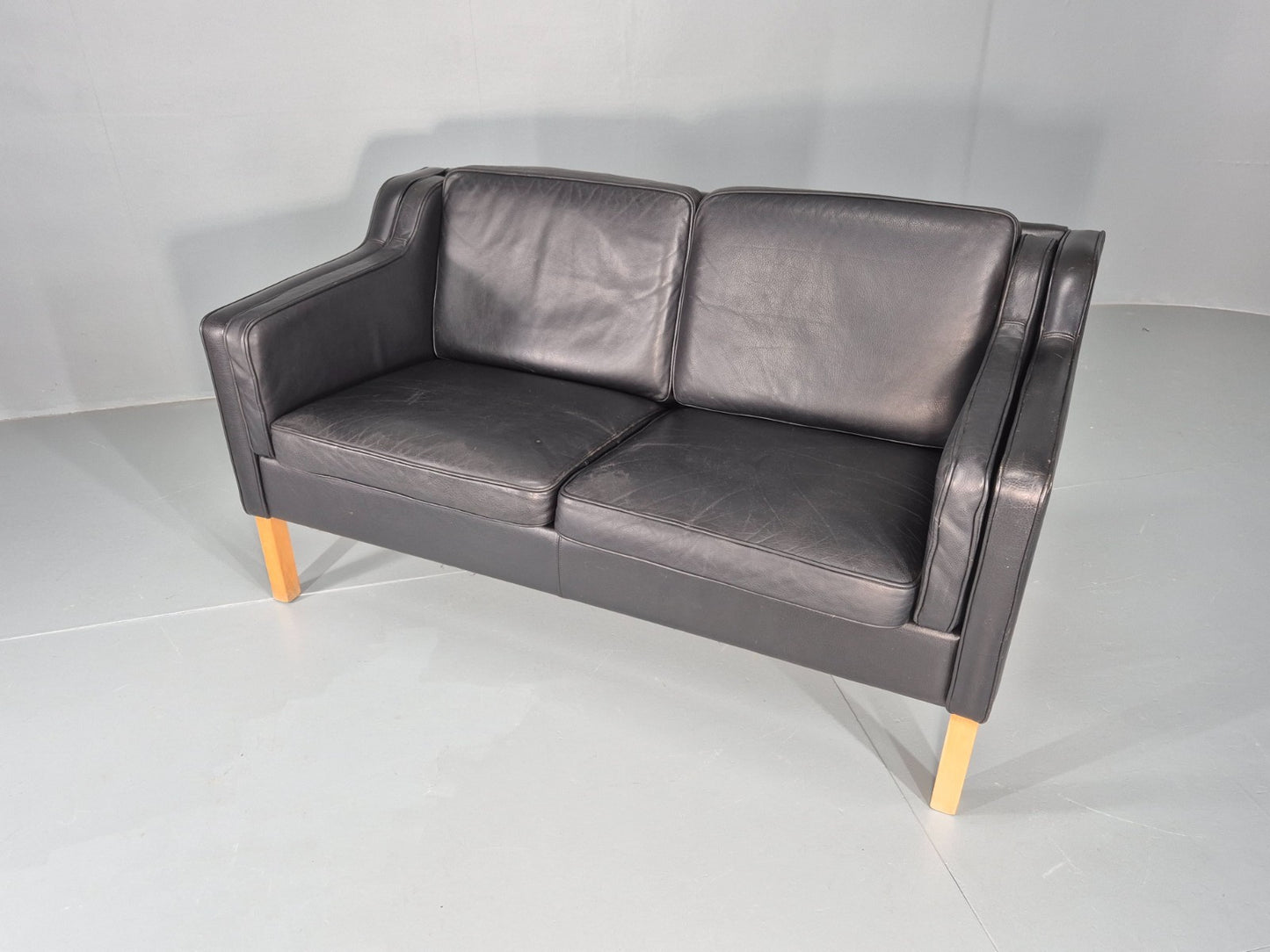 Vintage 2 Seat Sofa Danish Black Leather Mogensen Style Retro 1980s EB10464 M2SS4