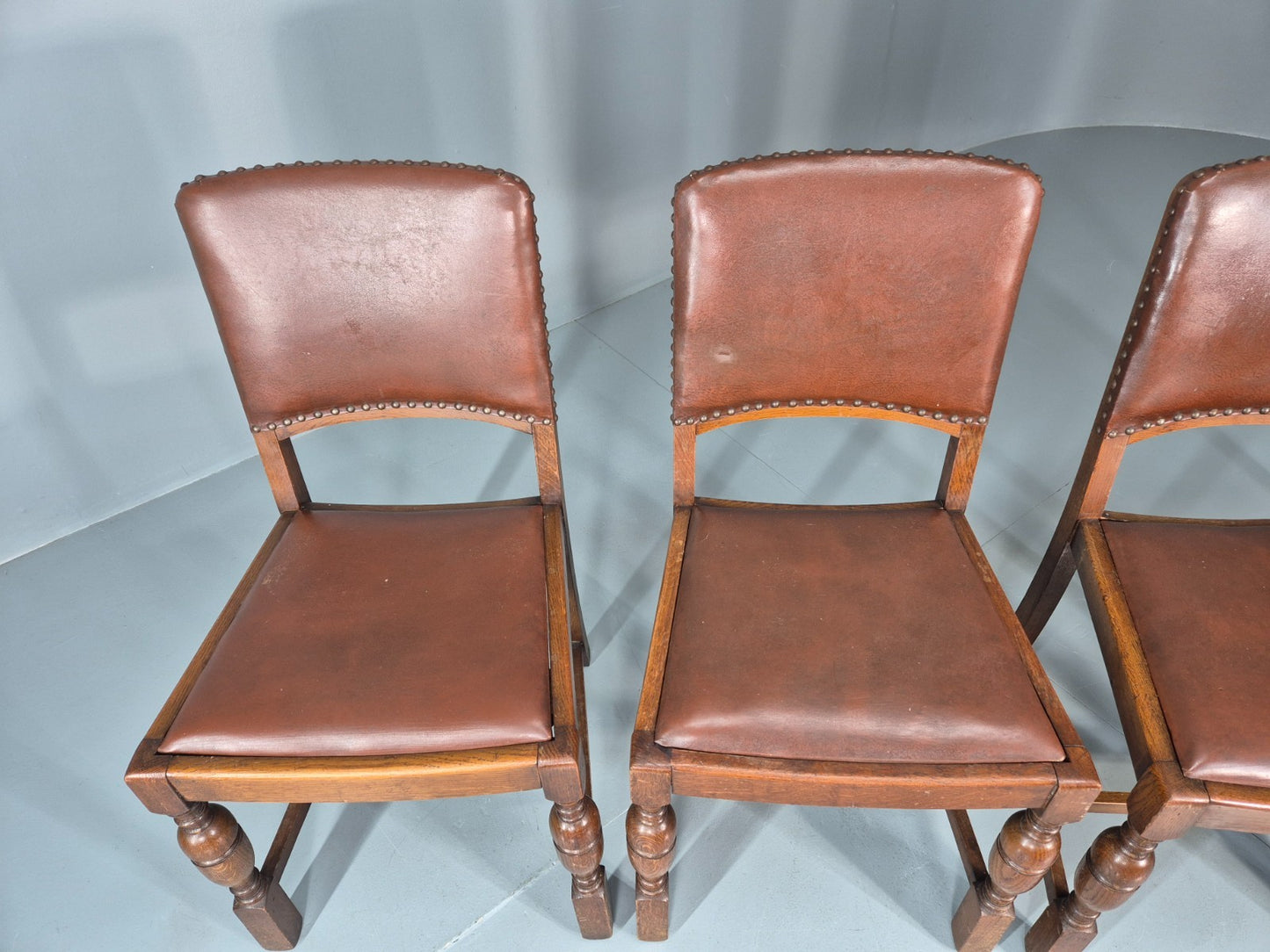 4 1930s Dining Chairs Oak and Rexine British EB11010 VDIN8