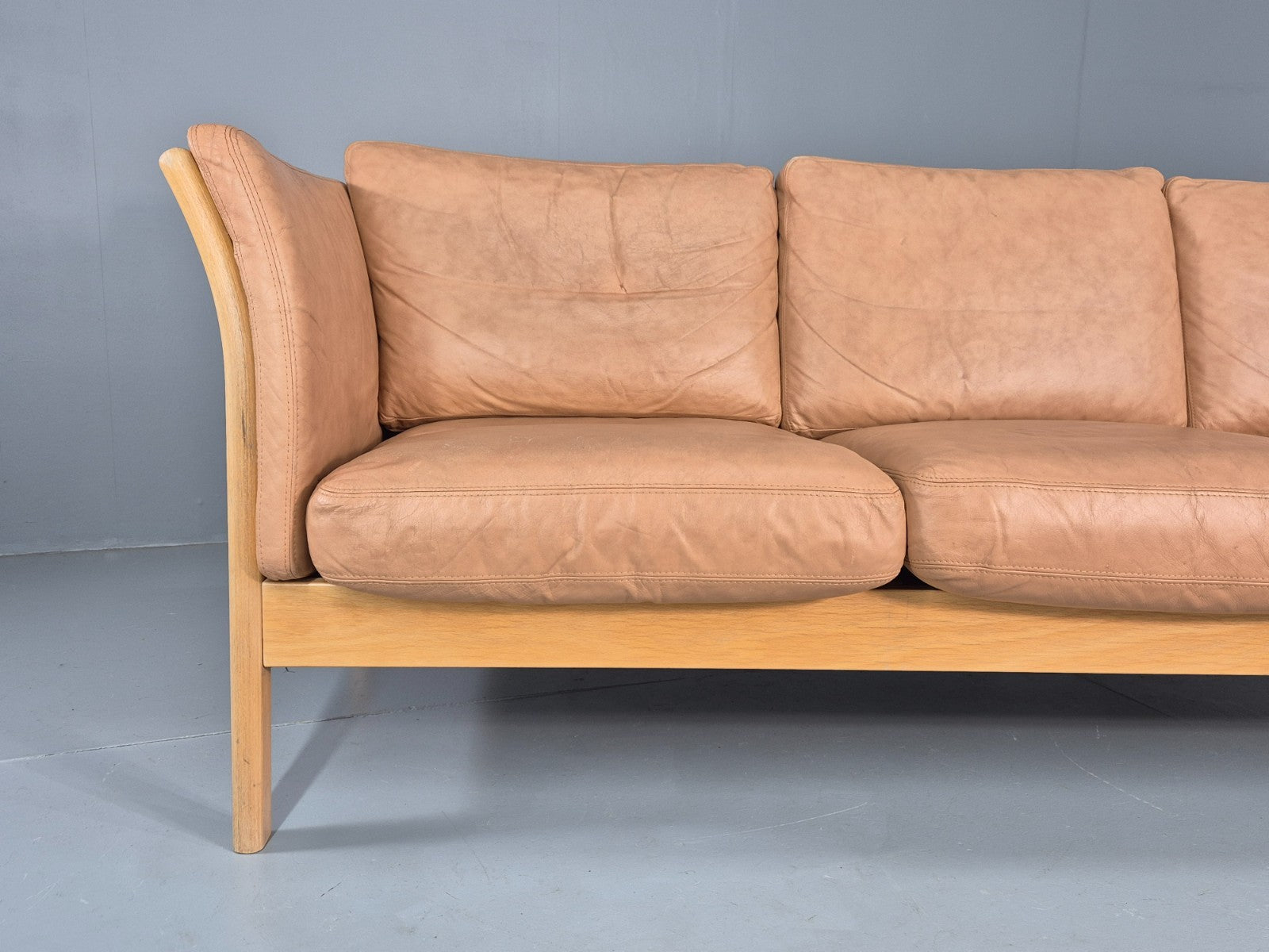 Vintage 3 Seater Sofa Danish Light Tan Leather Beech Skalma  Retro EB11914 M3SS2