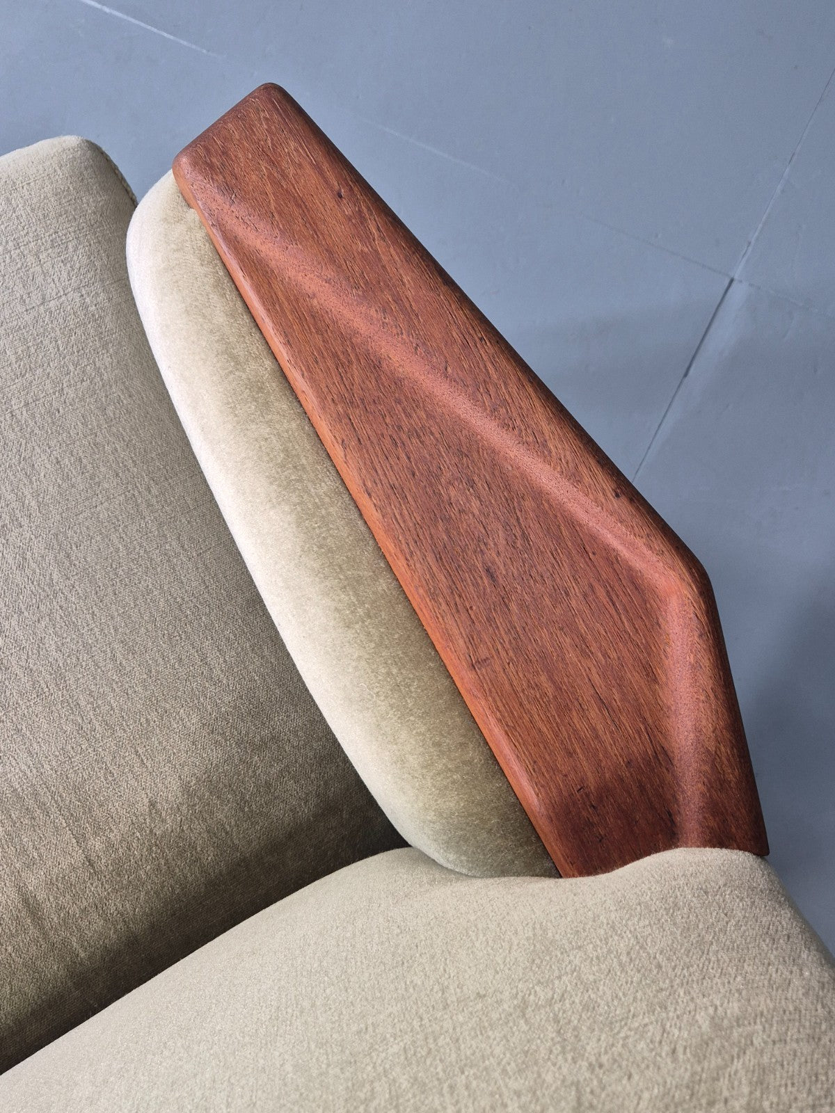 Vintage Mid Century Lounge Chair 1960s Green Velour Teak Detail EB11296 MNOR17