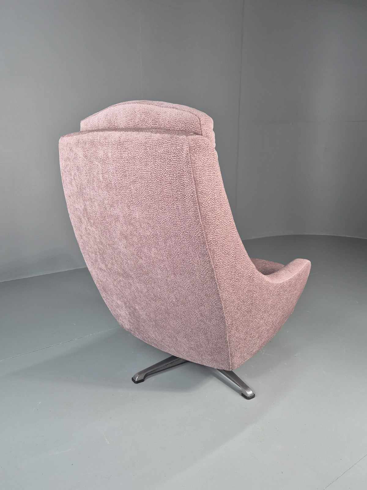 Vintage Mid Century Swivel Bucket Chair Danish 1970s New Upholstery EB11819 MSWI5