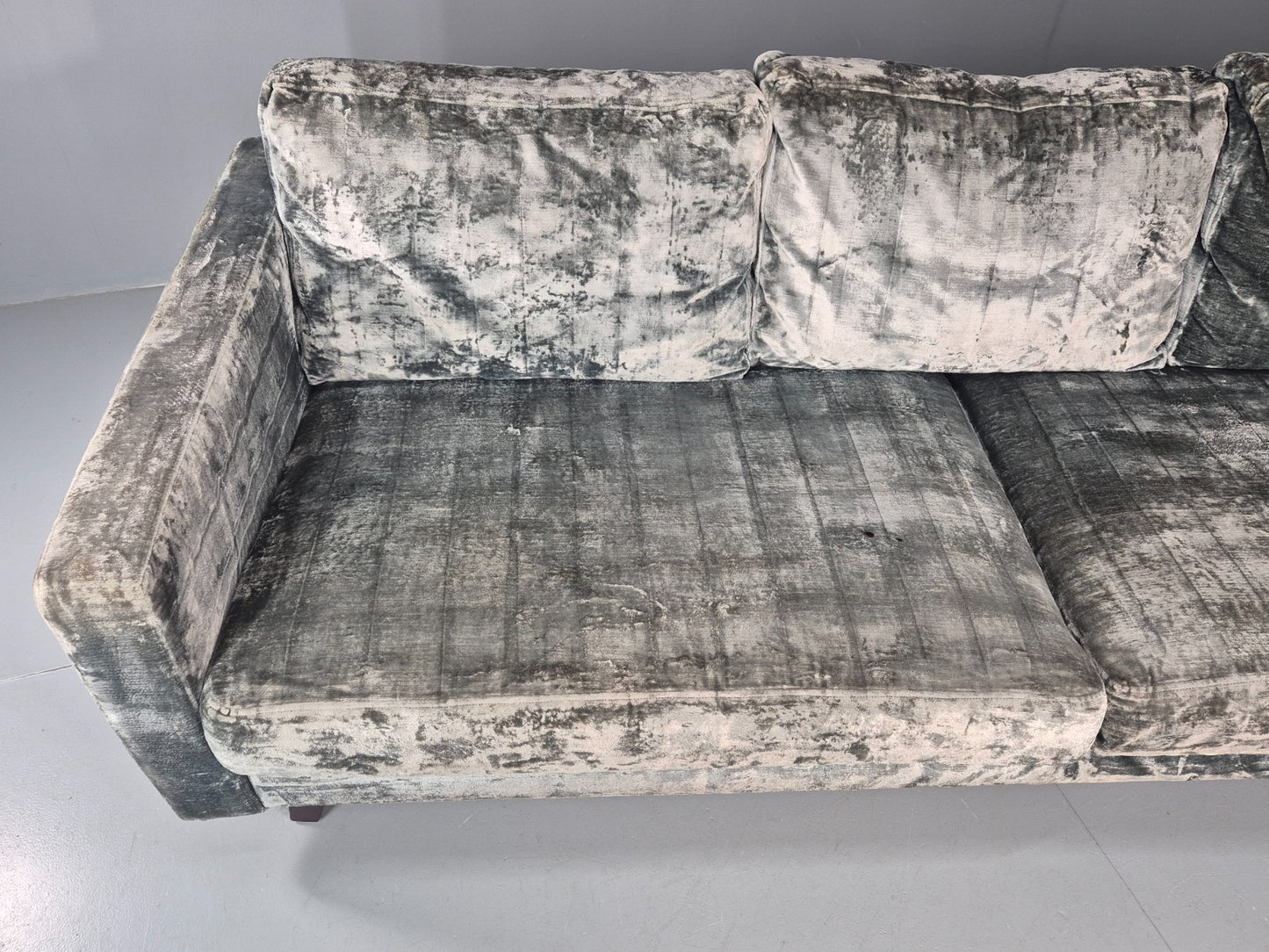 Huge 4 Seater Settee Turquoise Velvet ex Hotel Modern Design Retro EB11608 M4SS4