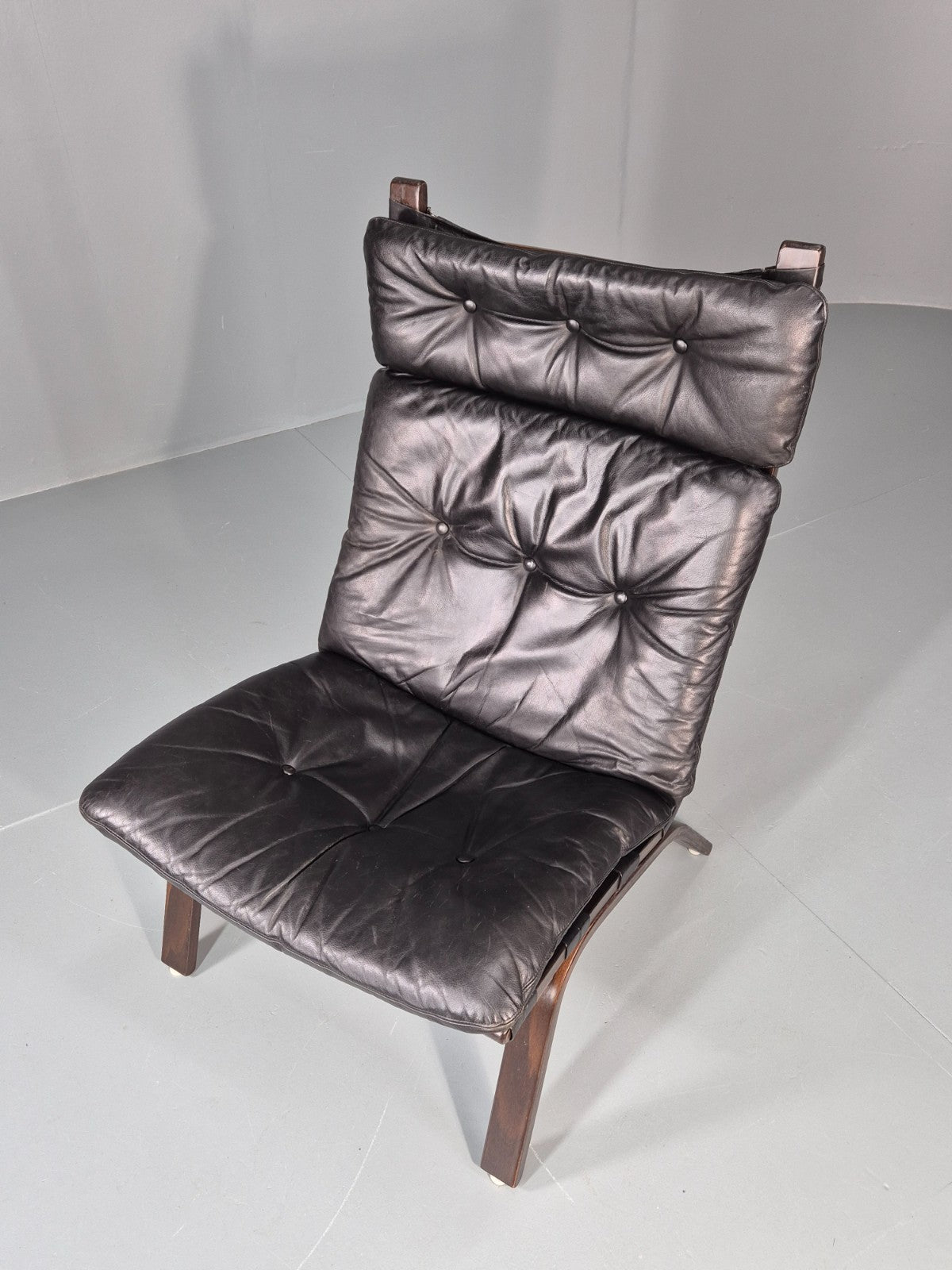 Vintage Farstrup Lounge Chair Danish Design 1970s Retro Leather MCM EB11320 MBEN11