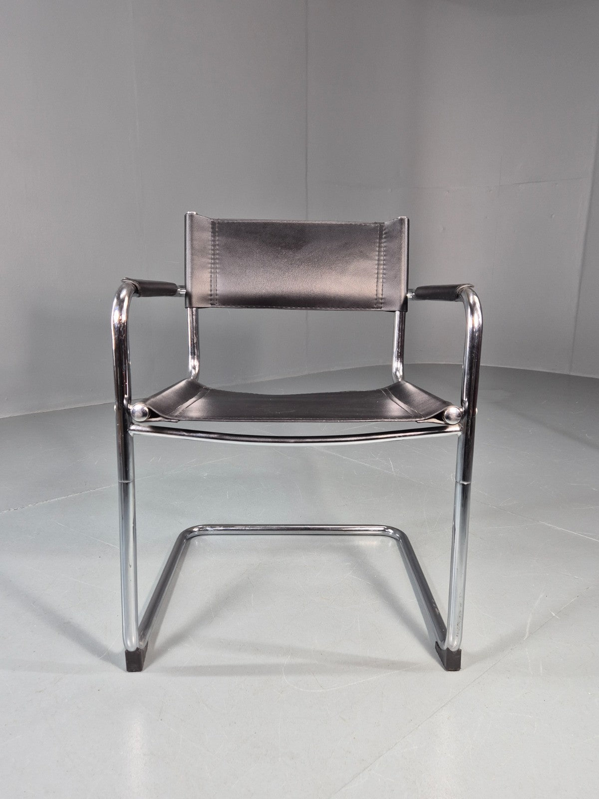 Vintage Leather and Chrome MG5 Bauhaus Style Elbow Chair 1980s EB11216 MNOR1
