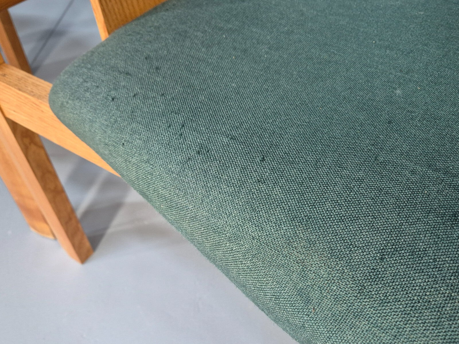 6 Vintage John Barnard Dining Chairs in Ash and Green Modern Design EB9676 MDIN - UKDK FURNITURE