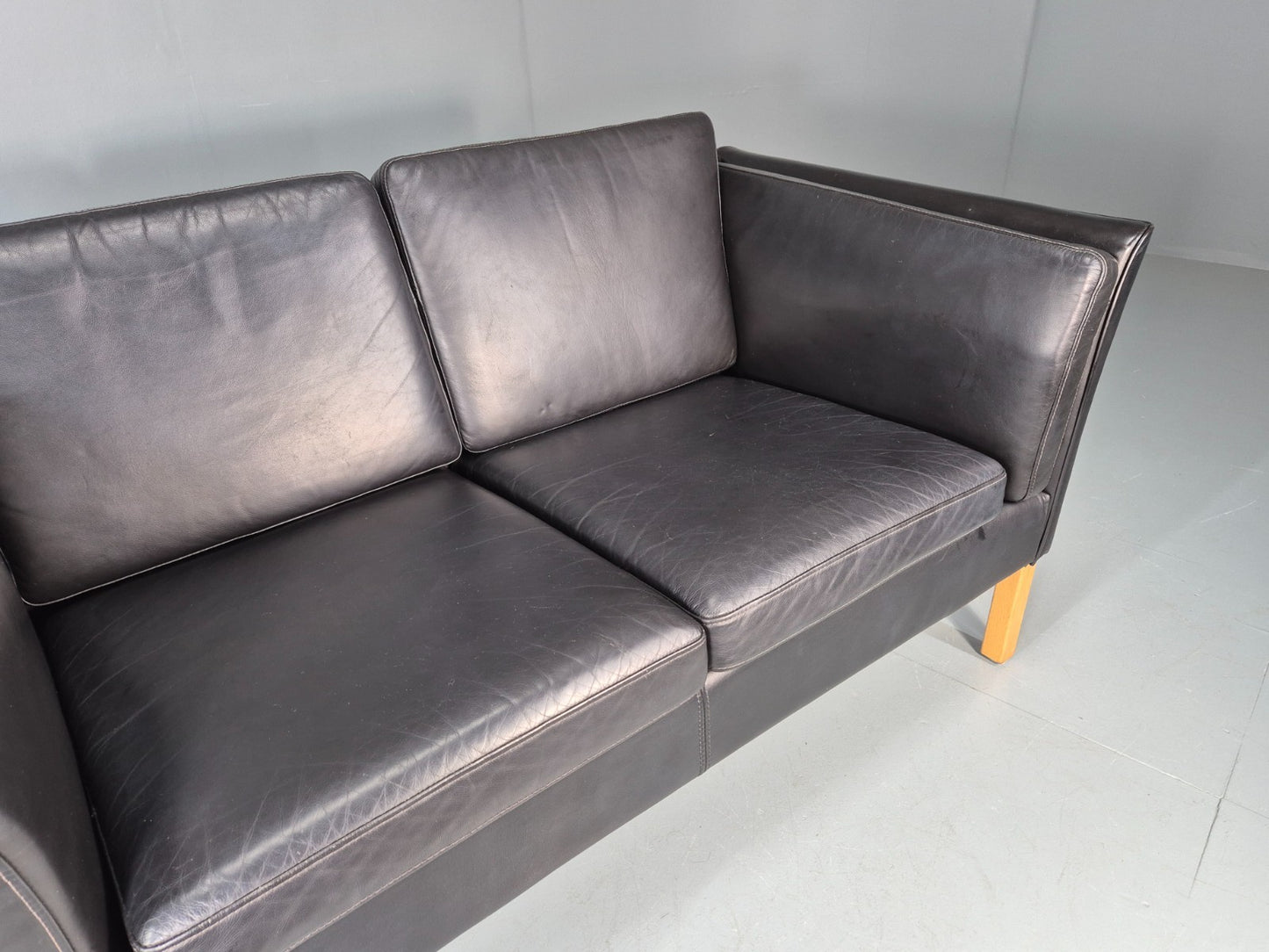 Vintage 2 Seater Settee Danish Retro Black leather and Vinyl EB11640  M2SS3