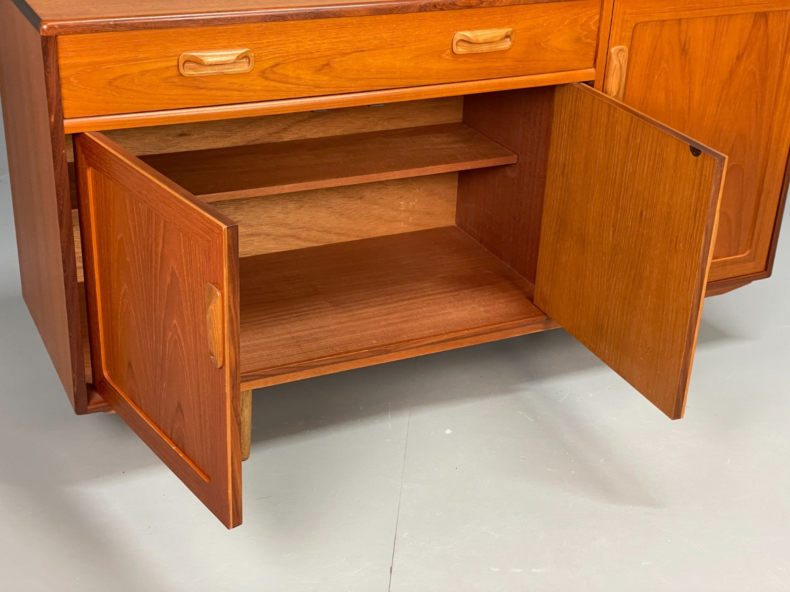 G Plan Teak Sideboard Fresco Range Drawers Shelving Retro 1970s EB10952 MWOO17