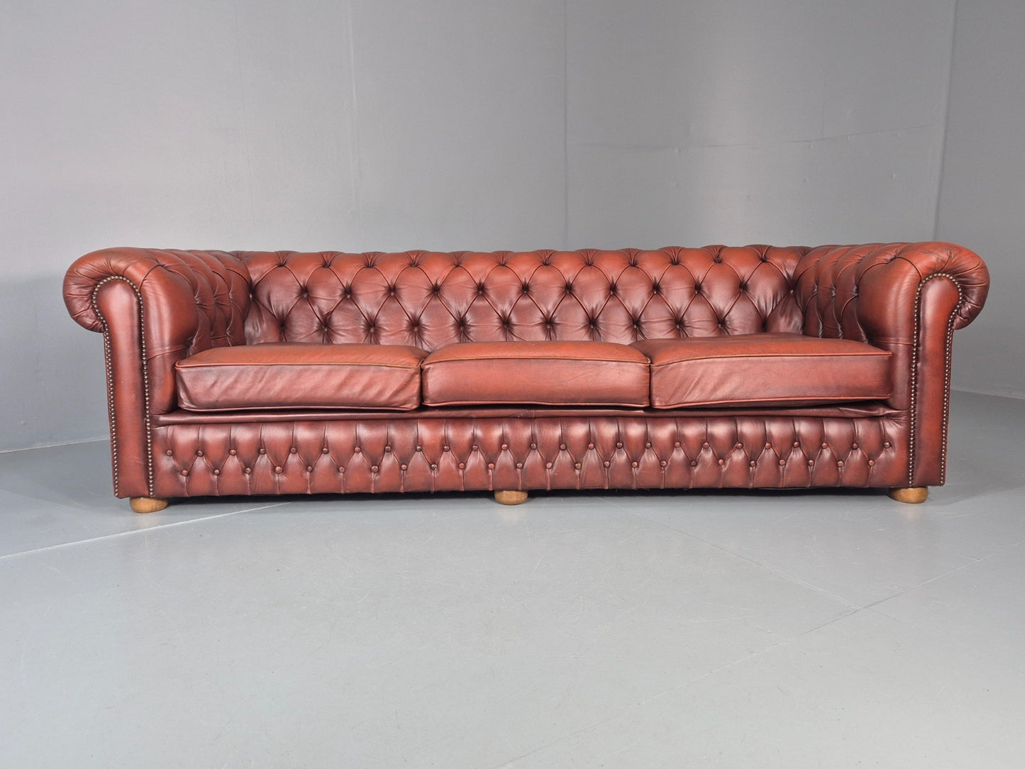 3 Seater Chesterfield Sofa Red Leather Studded Vintage EB11021 VCHE5