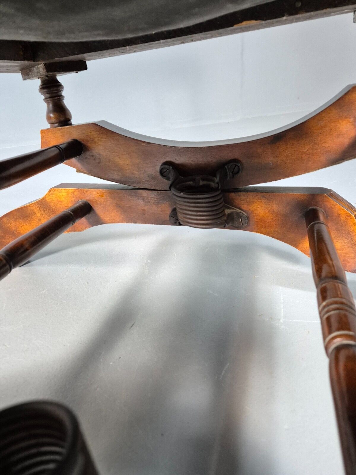 An Edwardian Mahogany Rocking Chair American Style Green Velvet EB9386 VCLO - UKDK FURNITURE
