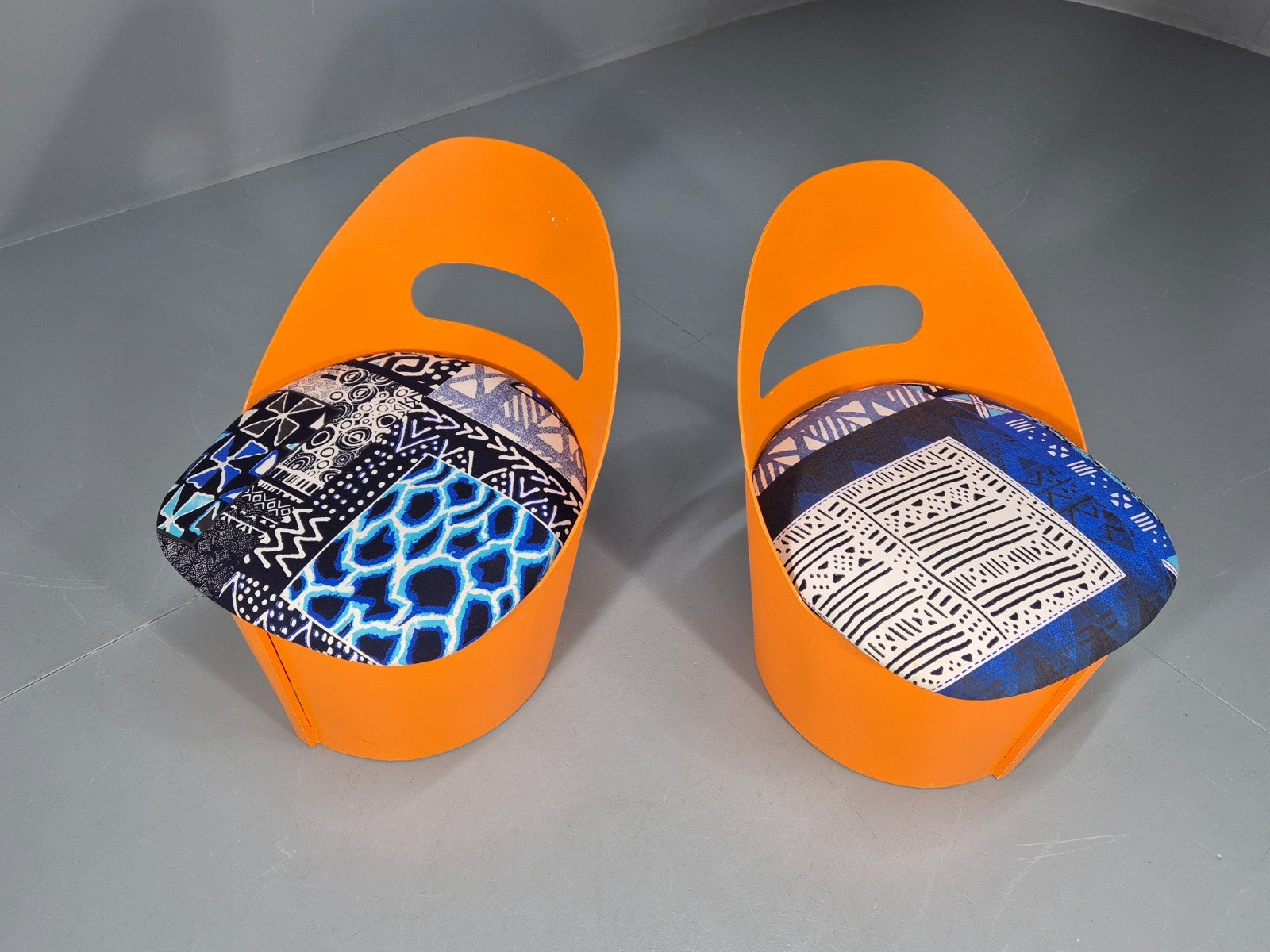 2 Vintage Retro Curved Plywood Chairs Orange 1970s Holdaway Style EB10929 MNOR1