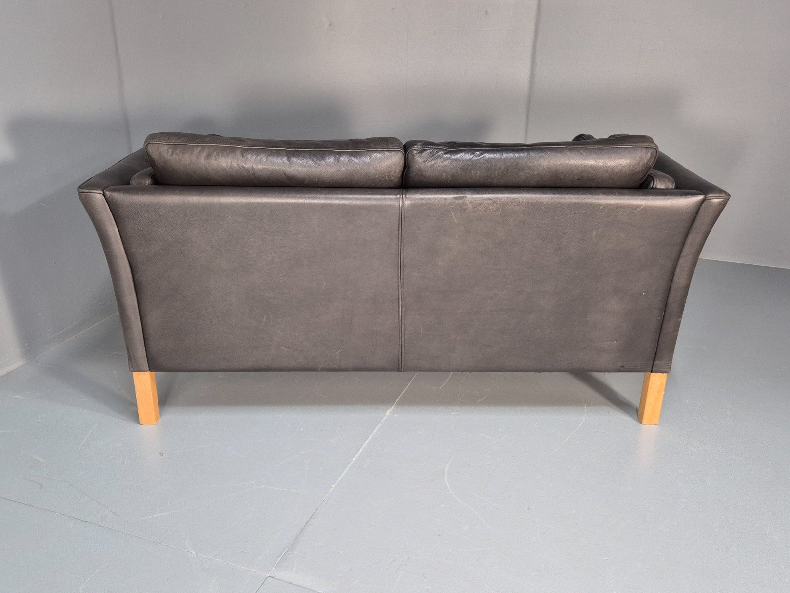 2 Seat Sofa Vintage Danish Black Leather 1970s Retro MId Century EB10112 M2SS14