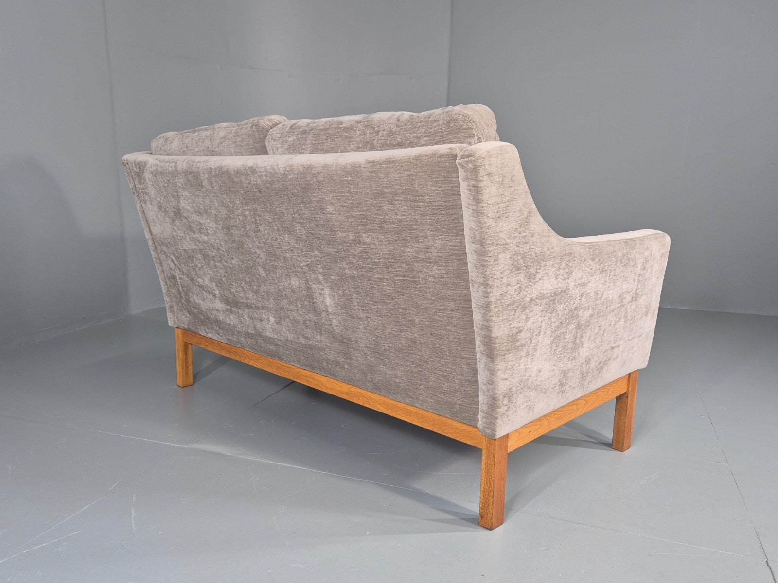 Vintage Mid Century 2 Seat Sofa New upholstery Oak base 1970s Retro EB11822 M2SS14