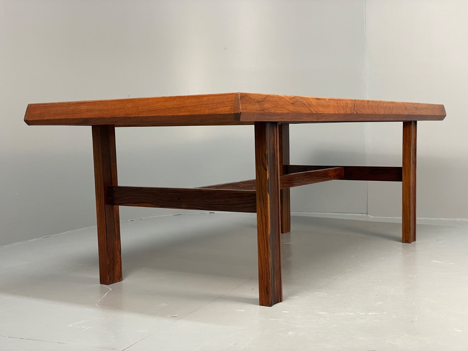 Vintage Danish Coffee Table - 1960s Mid Century Shaped Solid Legs EB11182 MWOO14