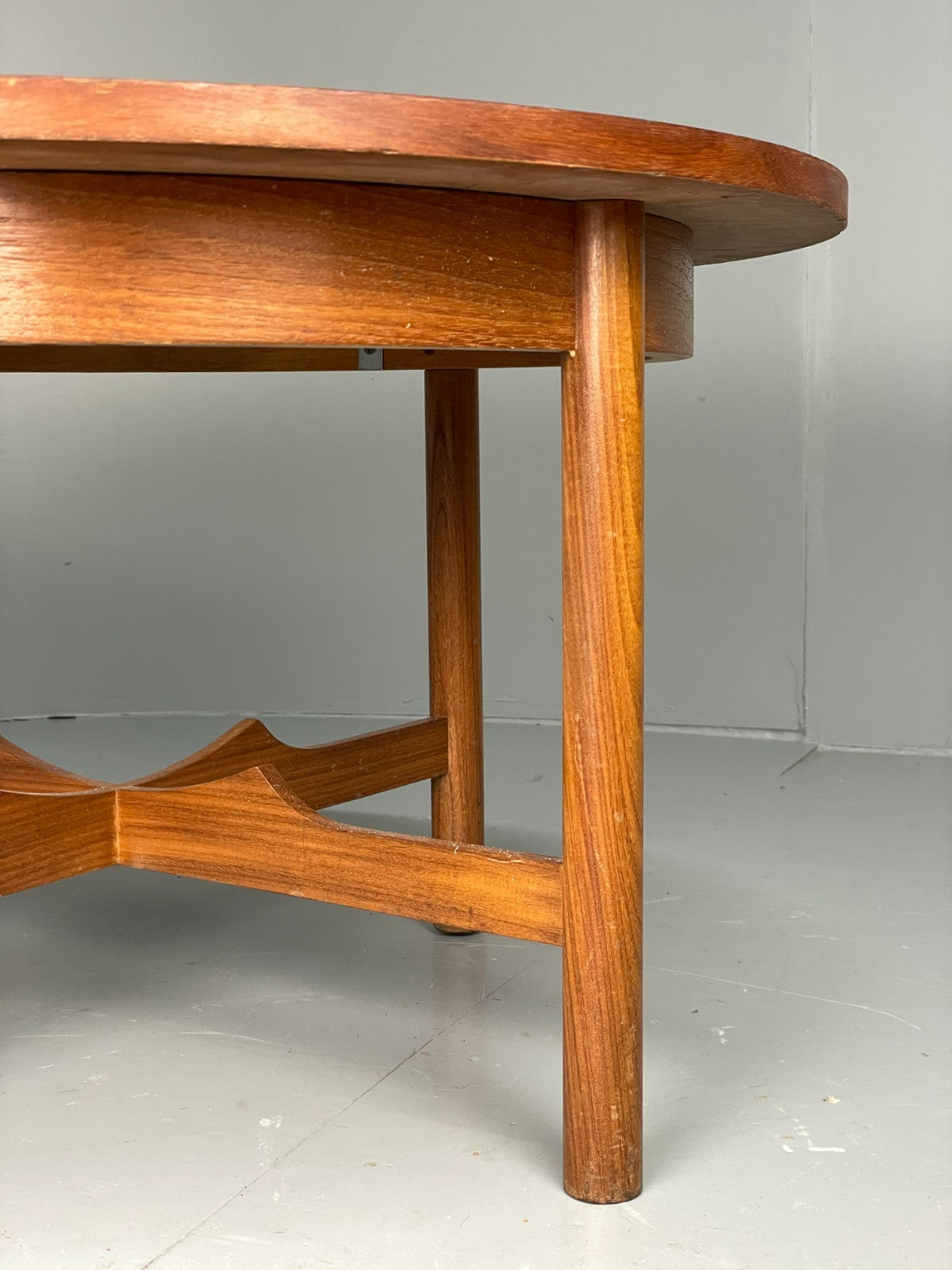 Vintage Teak Coffee Table 1960s Round Shape Mid Century EB11509 MWOO5