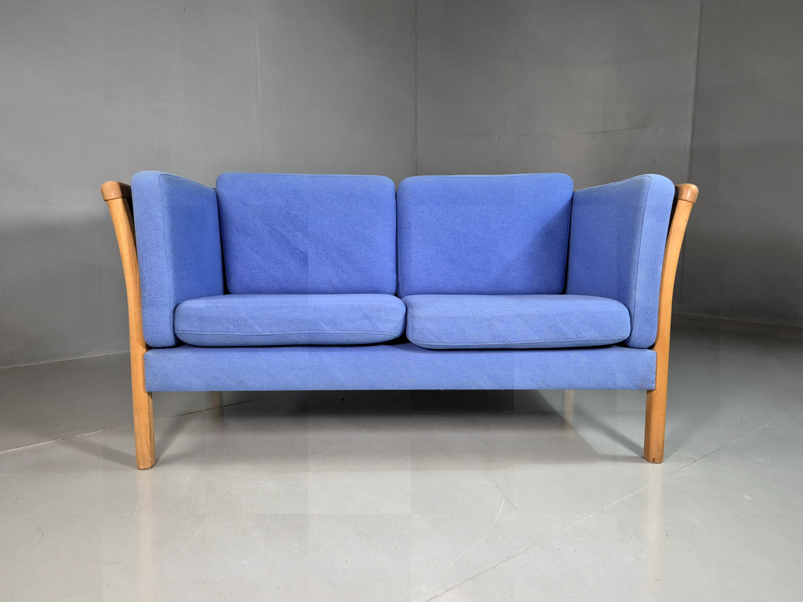 2 Seat Sofa Vintage Danish Blue Wool Beech Frame 1980s Retro MCM EB7333 M2SS3