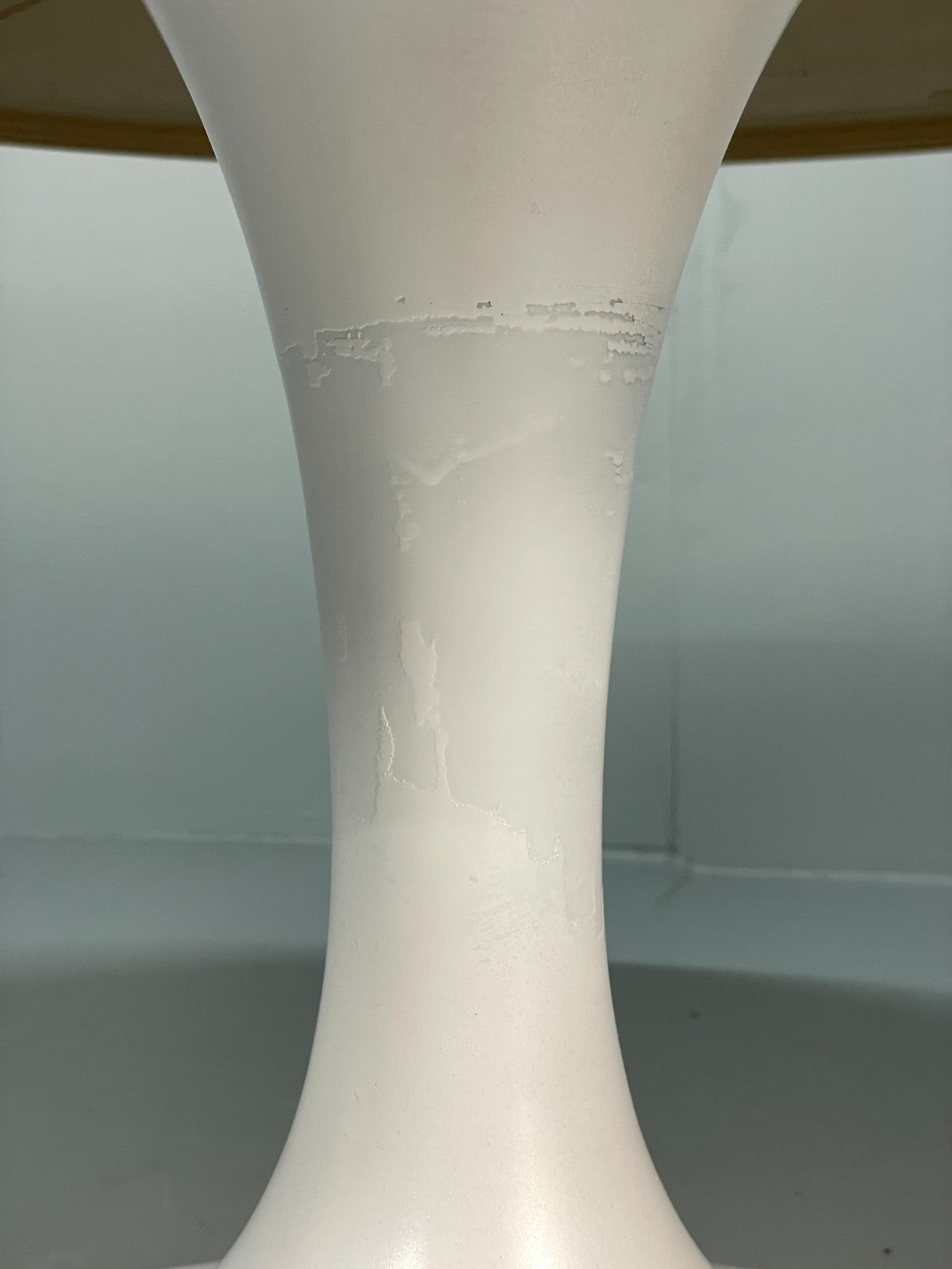 Vintage Round Coffee Table White Fibreglass 1970s Tulip Style EB11238 MWOO9