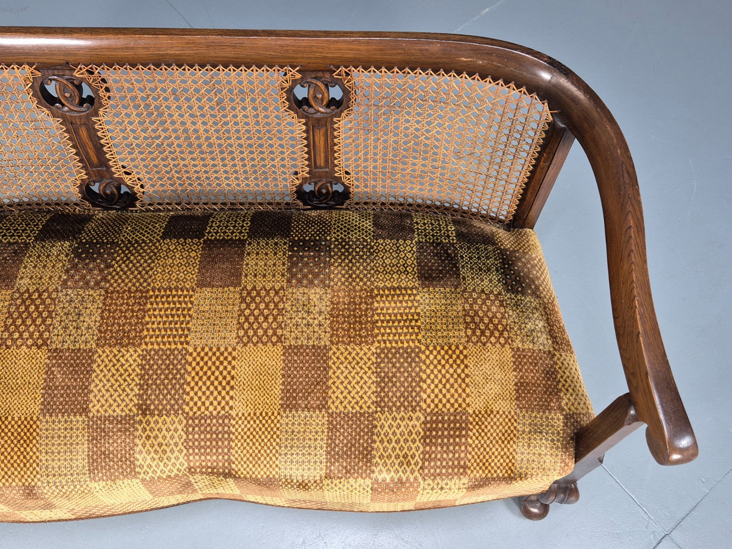 Art Deco Era Settee Two Seater Oak Frame `Bergere Back 1920s EB10692 VBER17