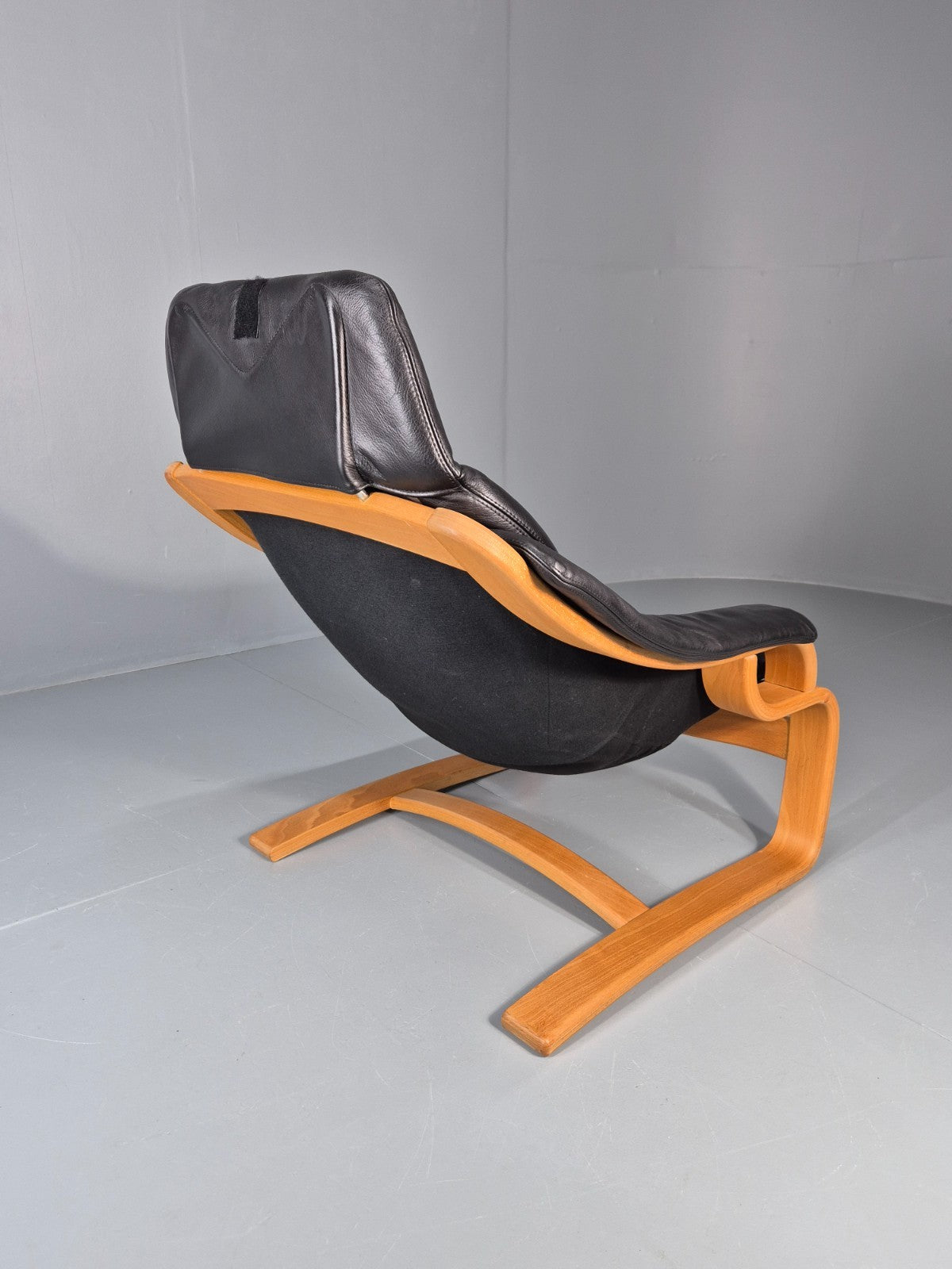 Skippers Apollo Leather Lounge Chair Bentwood Frame 1980s Retro MCM EB11290 MBEN9