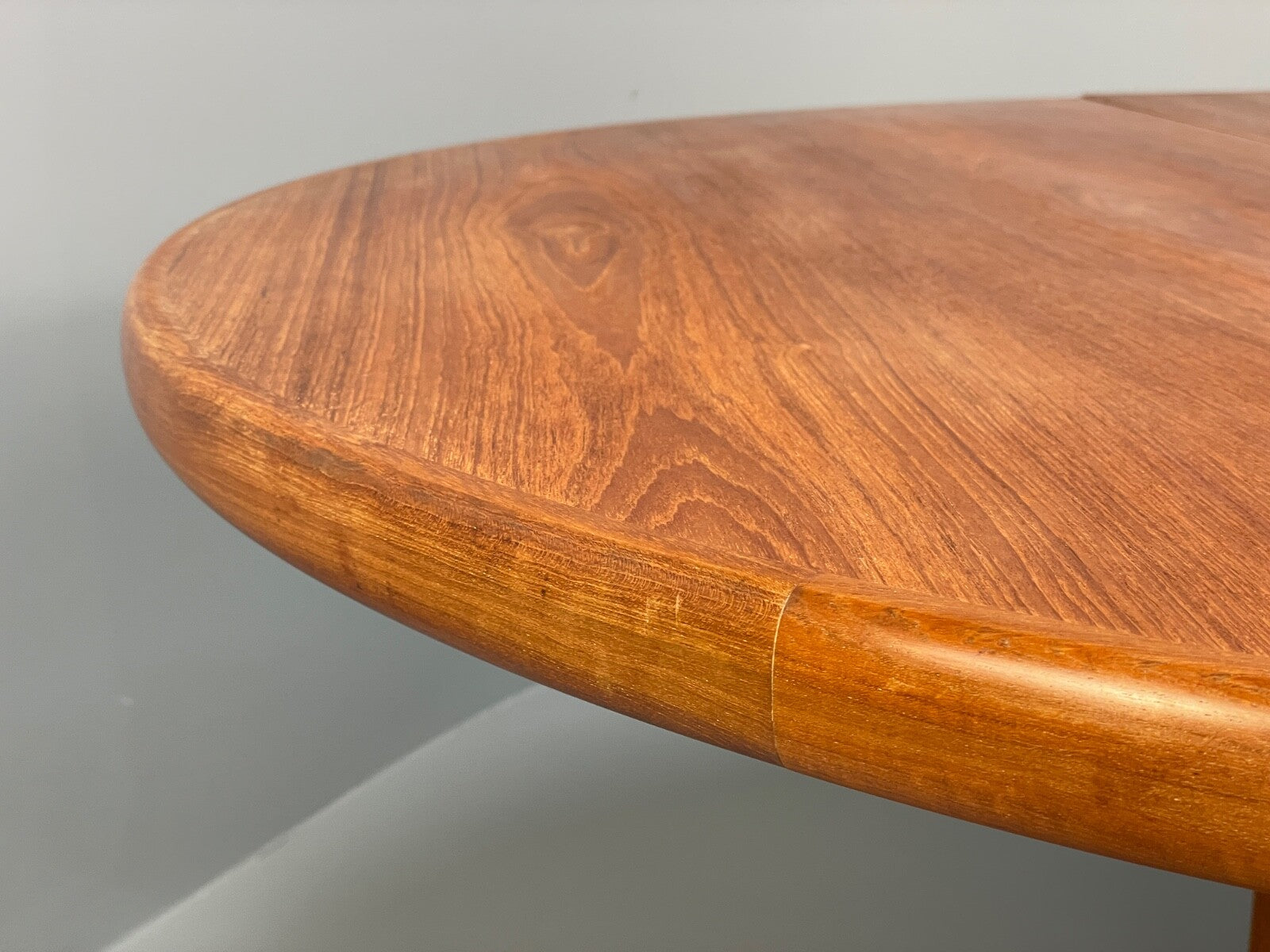 Teak Extending Round Dining Table Vintage Danish Skovby Retro 1970s EB9754 MWOO - UKDK FURNITURE