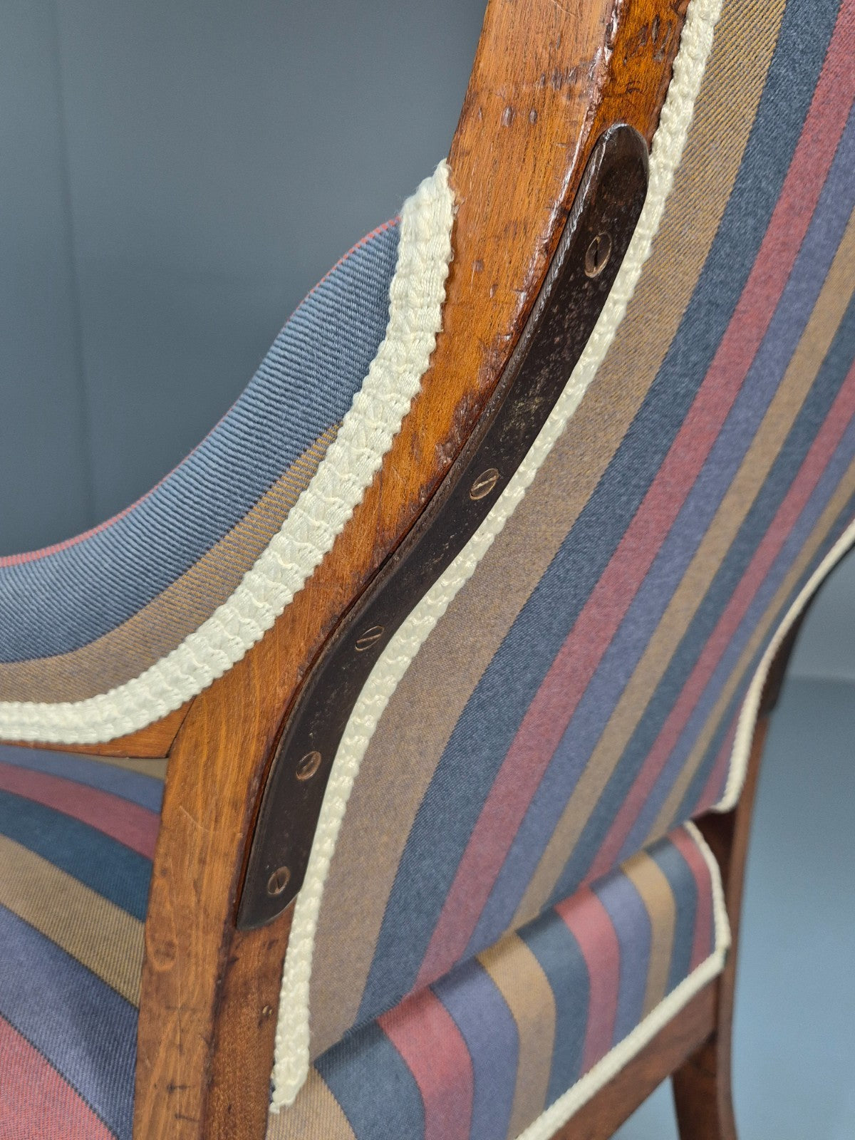 Antique Mahogany Lounge Chair Striped Cotton Upholstery EB10625 VCLO18