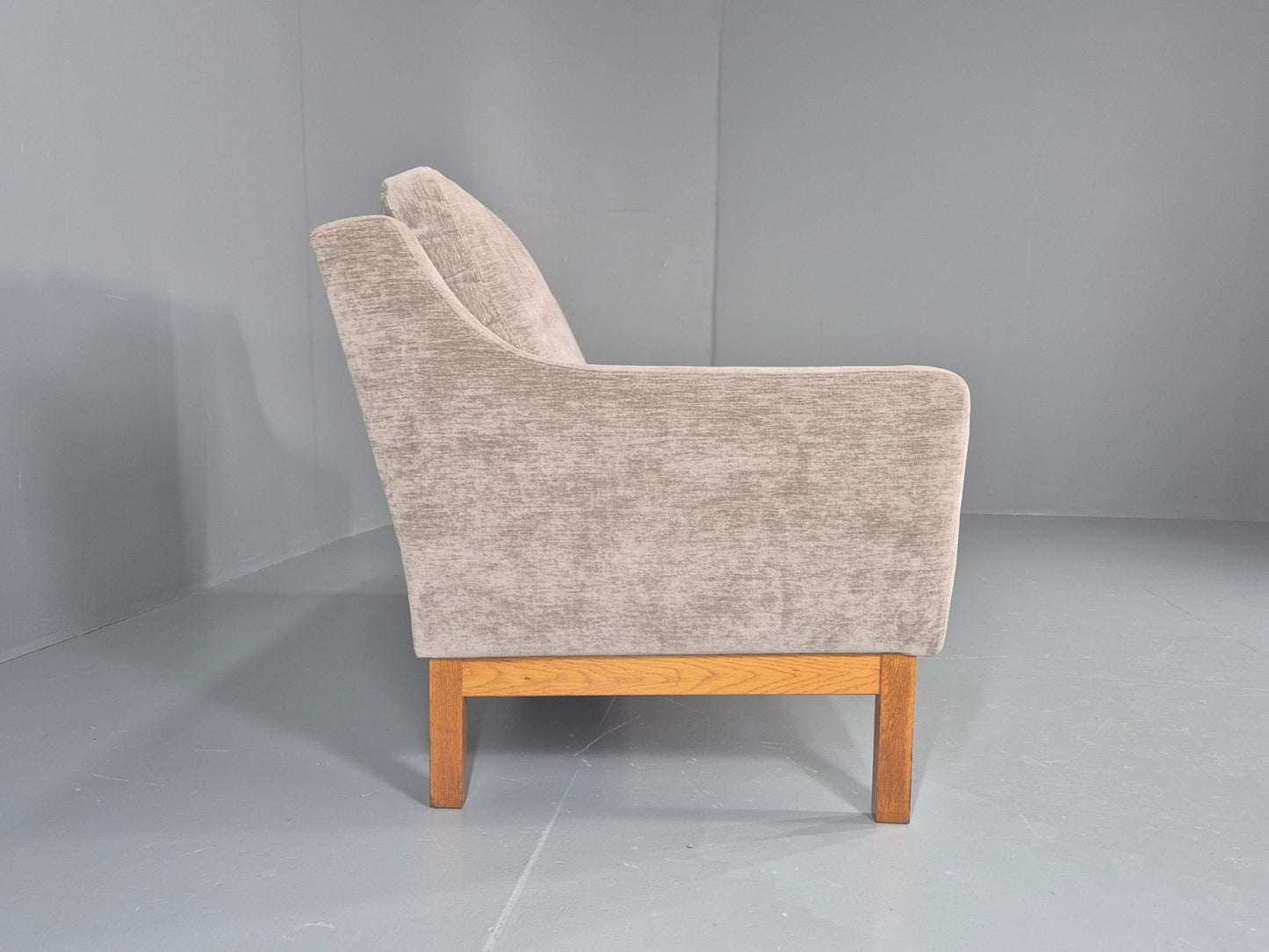 Vintage Mid Century 2 Seat Sofa New upholstery Oak base 1970s Retro EB11822 M2SS11