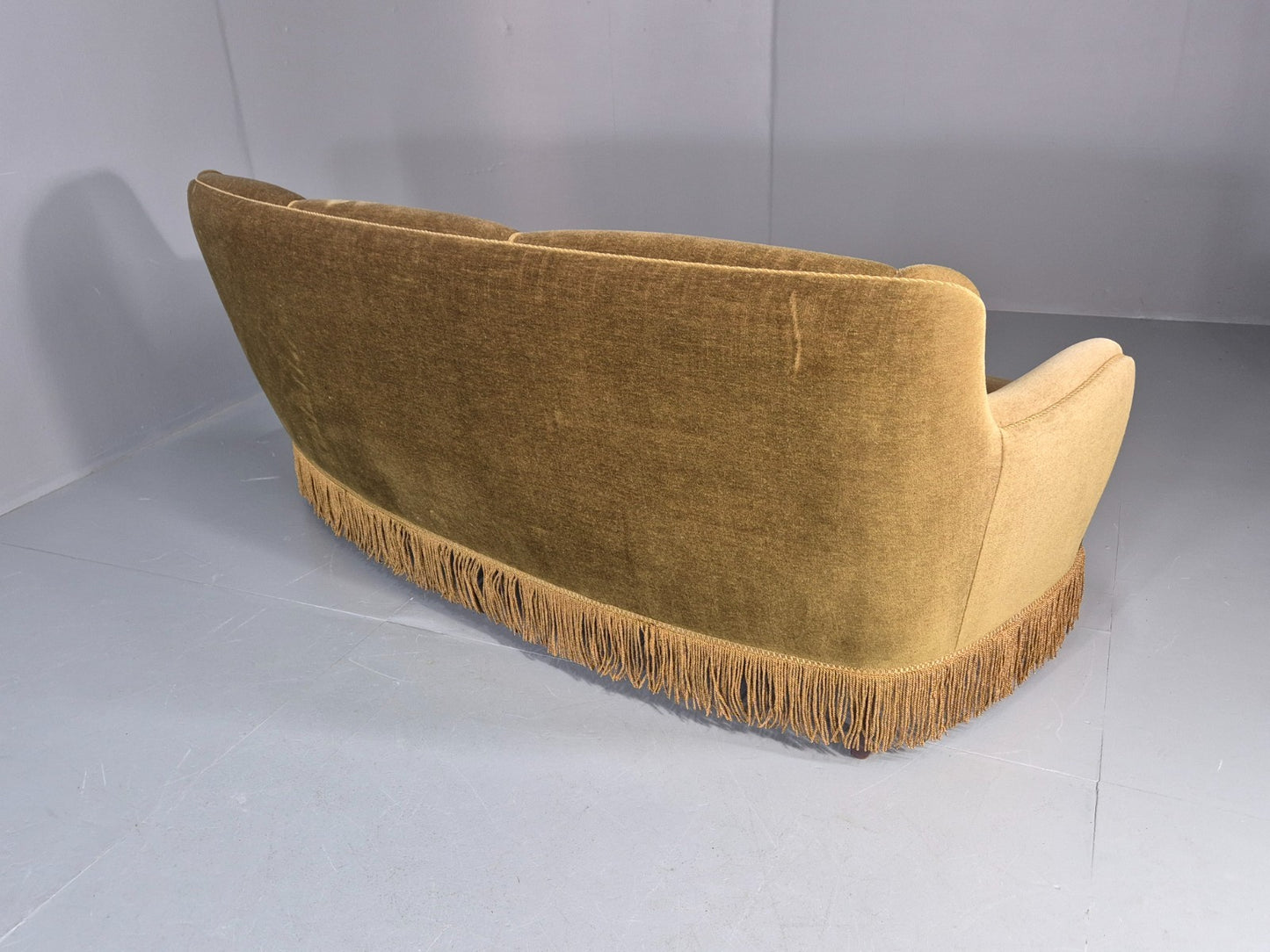 Vintage Danish  Banana Sofa Green Velour Tassels 1960s Retro MCM  EB10802 V3SS15