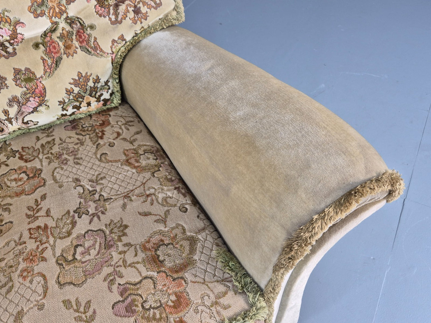 Vintage 1960s Luxury Lounge Chair Green Velour Floral Seat Retro  EB11779 MNOR19