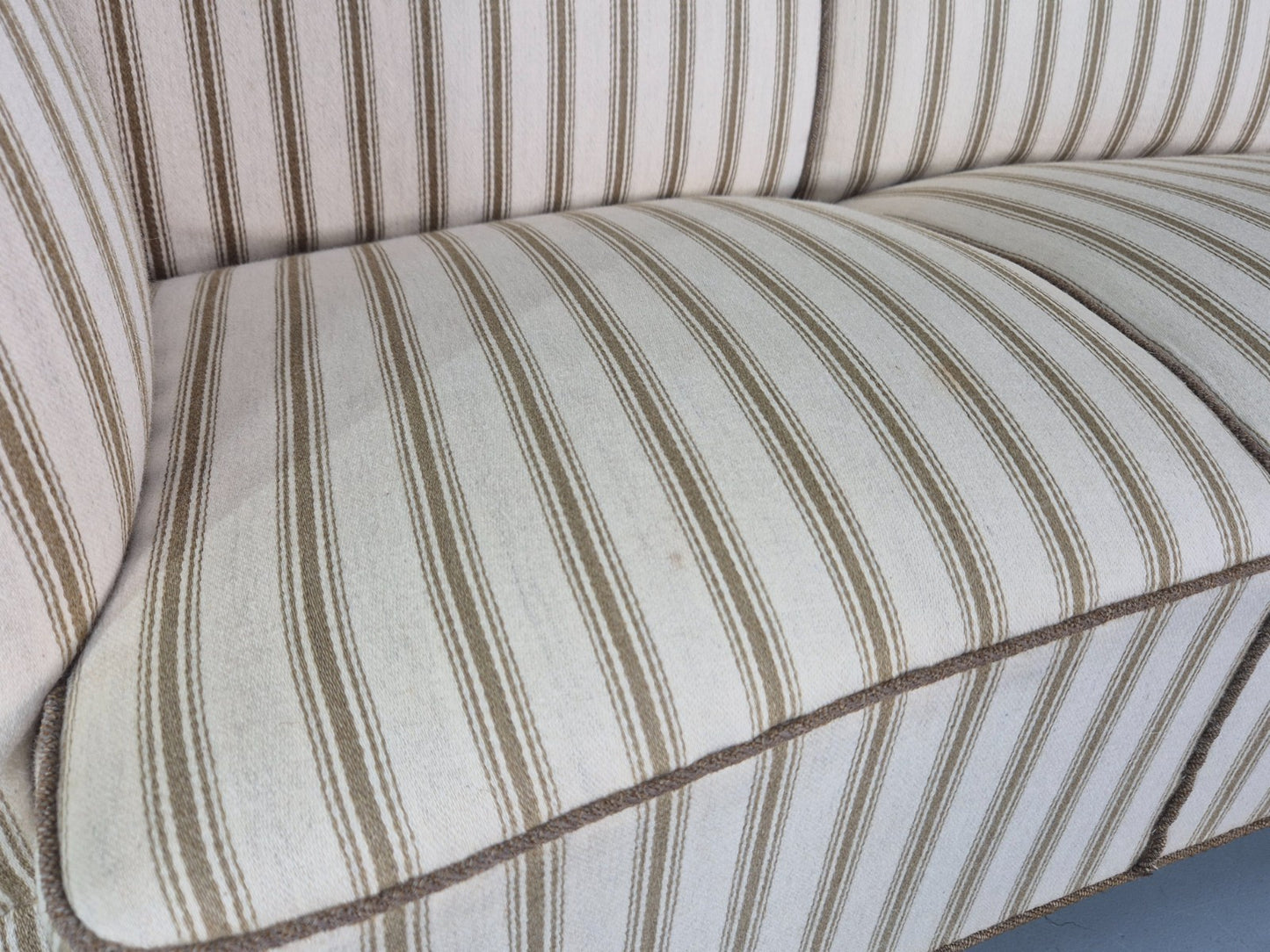 Three Seater Art Deco Curved Sofa 1930s Vintage Cream Green Wool  EB10799 V3SS6