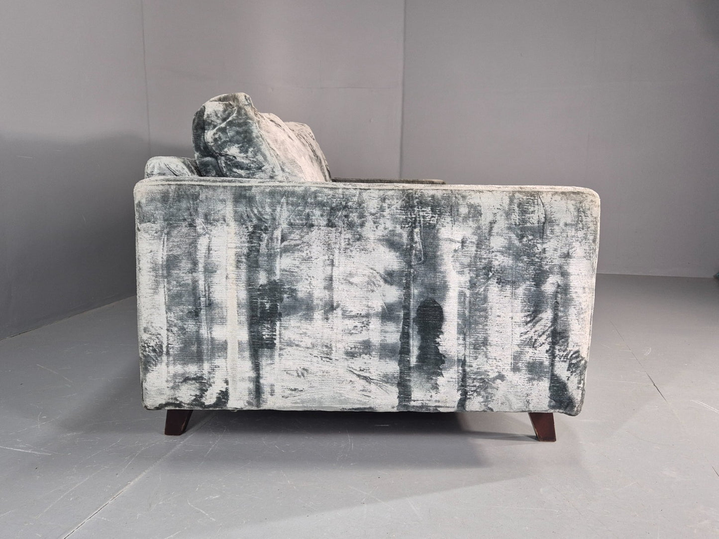 Huge 4 Seater Settee Turquoise Velvet ex Hotel Modern Design Retro EB11774 M4SS11