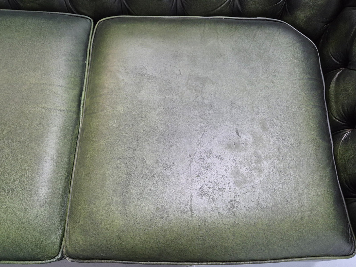 Three Seater Green Leather Chesterfield Quality Version Retro EB11032 VCHE20