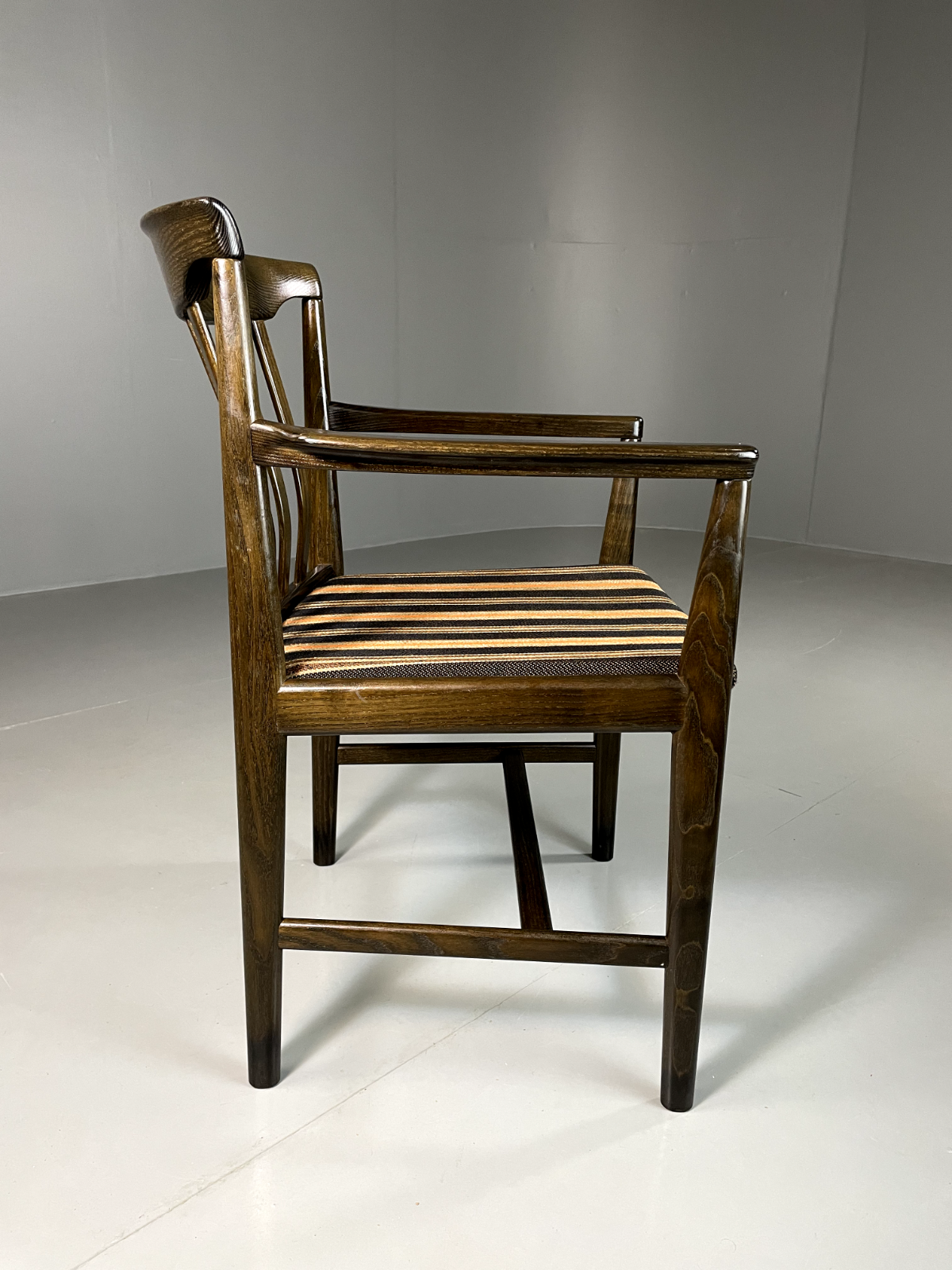 Vintage Scandinavian Elbow Chair MidCentury Retro Original EB5980 MDIN4