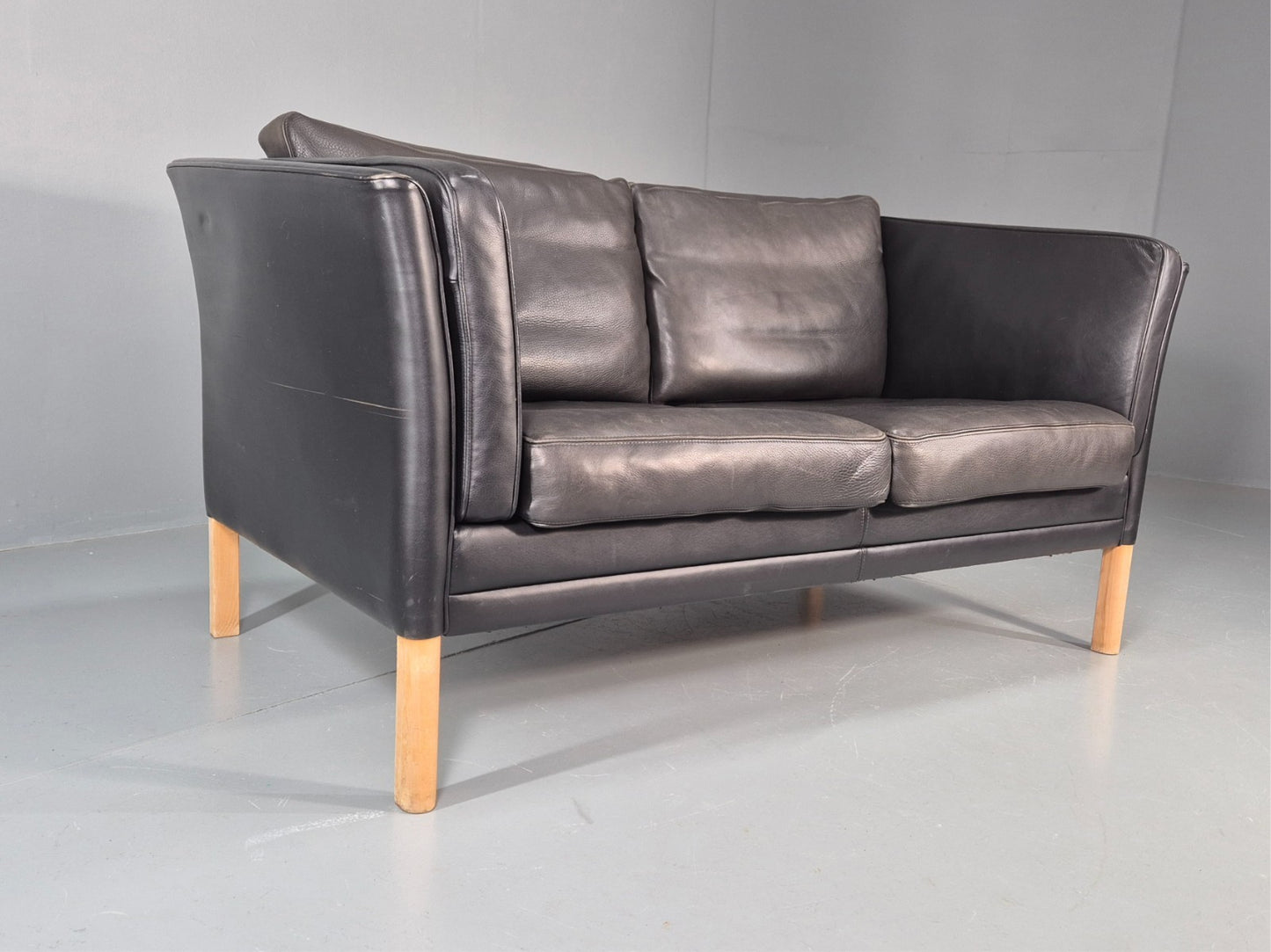 Vintage Danish Two Seater Leather Sofa Quality Feather Filled Retro EB11643 M2SS1