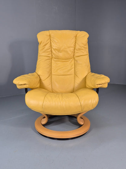 Stressless Swivel Recliner Chair  Ekornes Yellow Leather 1990s EB11574 MWOO2