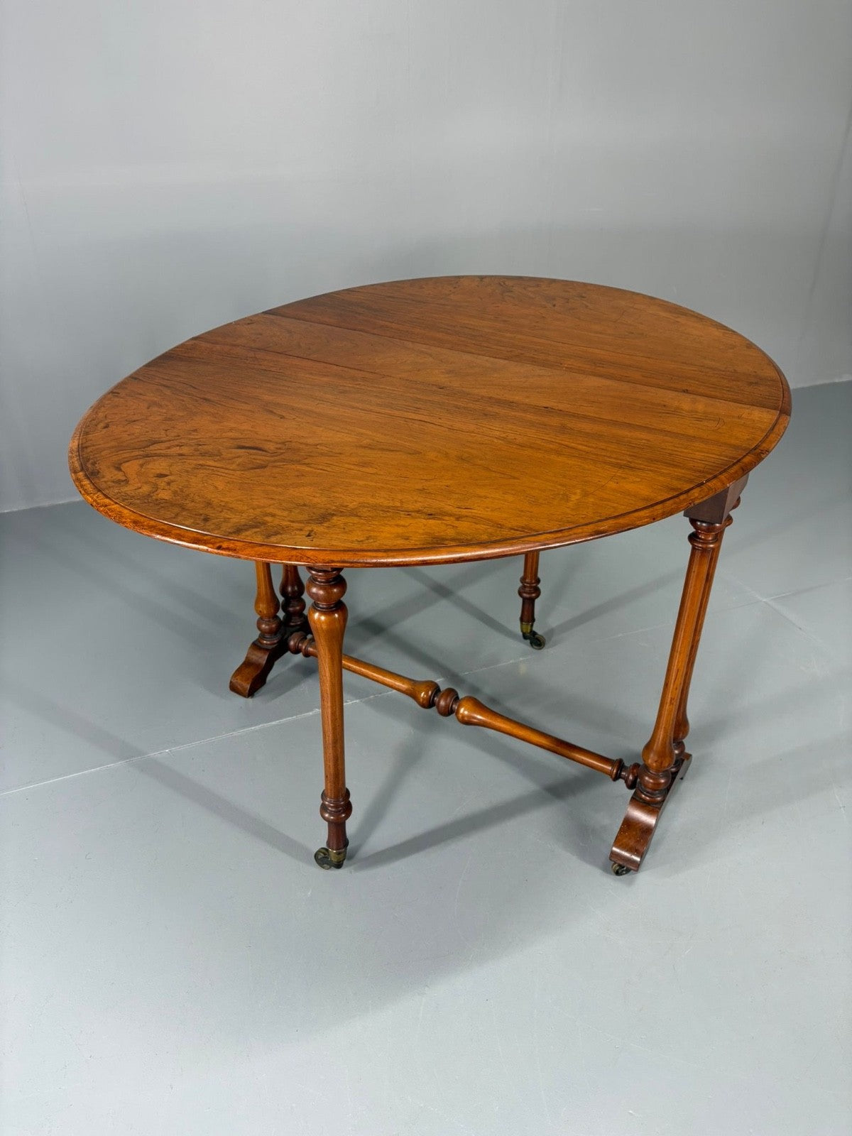 Edwardian Walnut Oval Sutherland Drop Flap Table EB10993 VWOO3