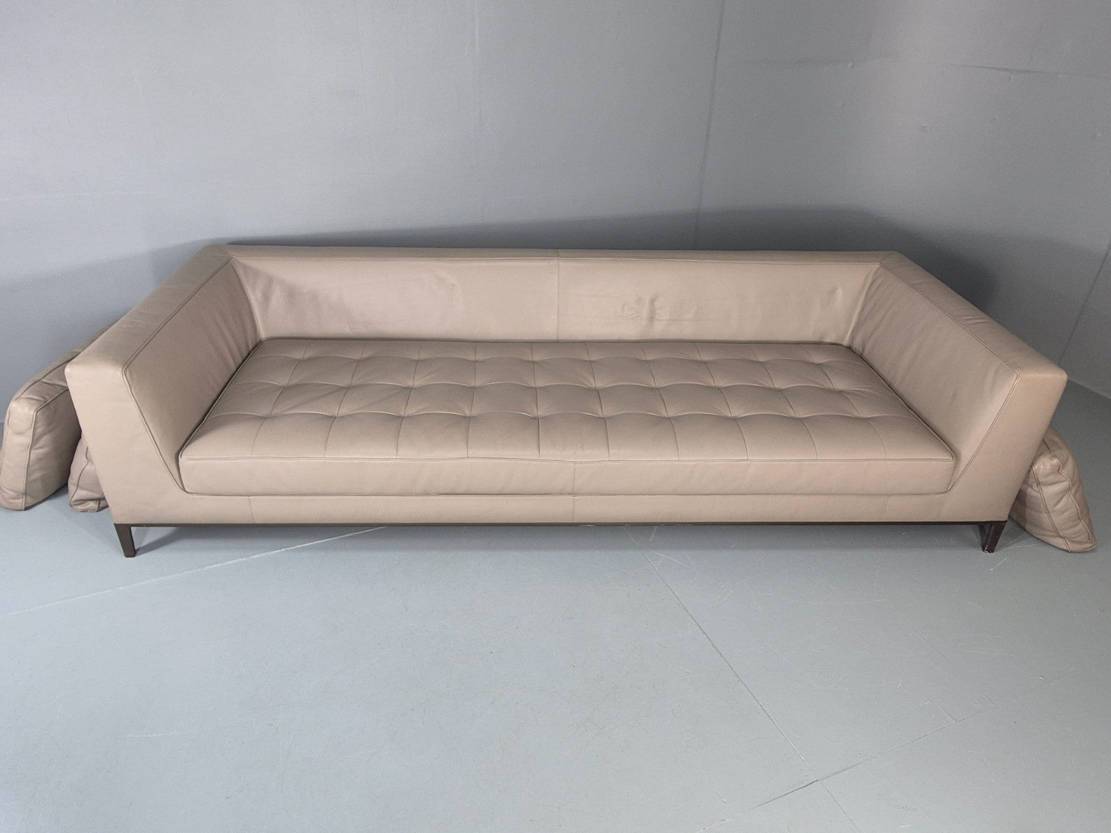 Maxalto Four Seater Sofa Grey Leather Italian Quality Lucrezia EB11269 M4SS9