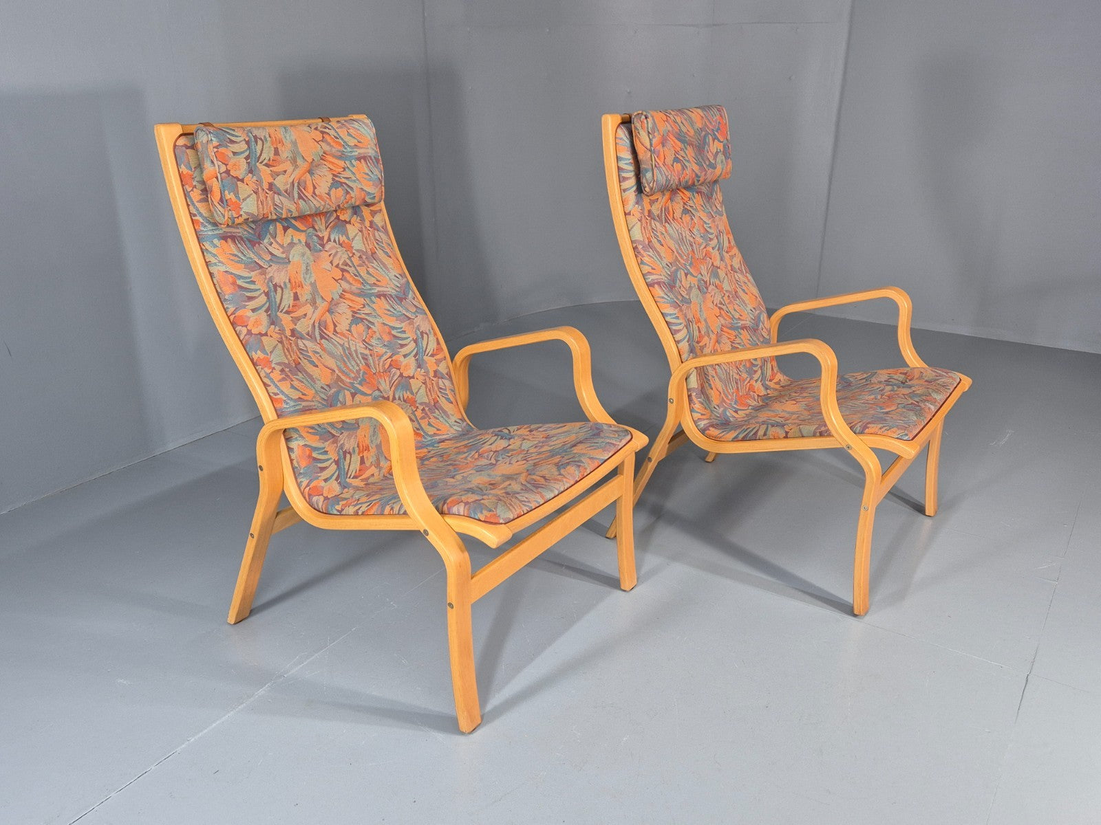 2  Vintage Bentwood Lounge Chairs Finn Ostergaard 1980s Retro MCM EB111339 MBEN6