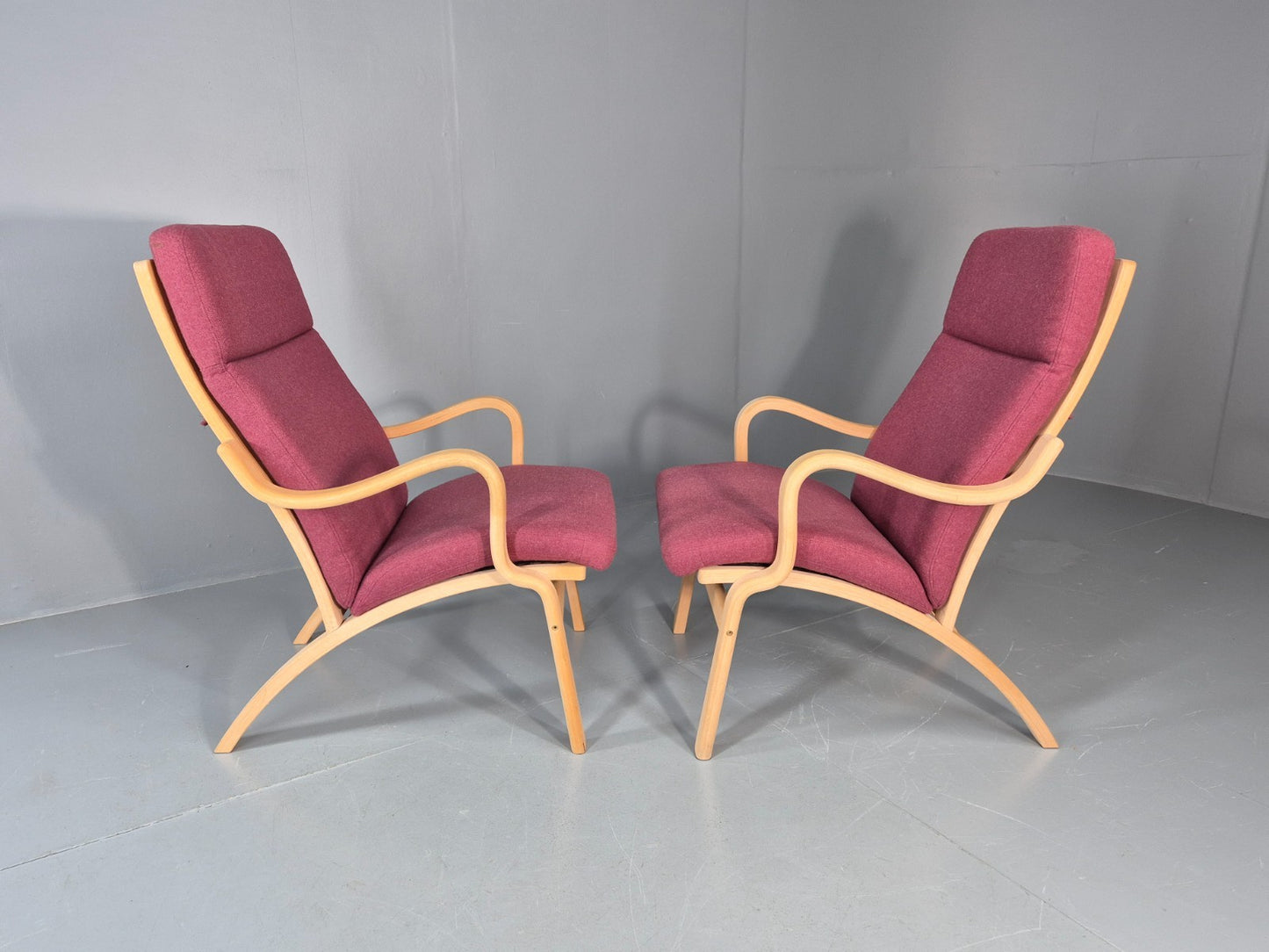 2 Stouby Bentwood Lounge Chairs Mauve Wool 1980s Retro MCM EB11349 MBEN10